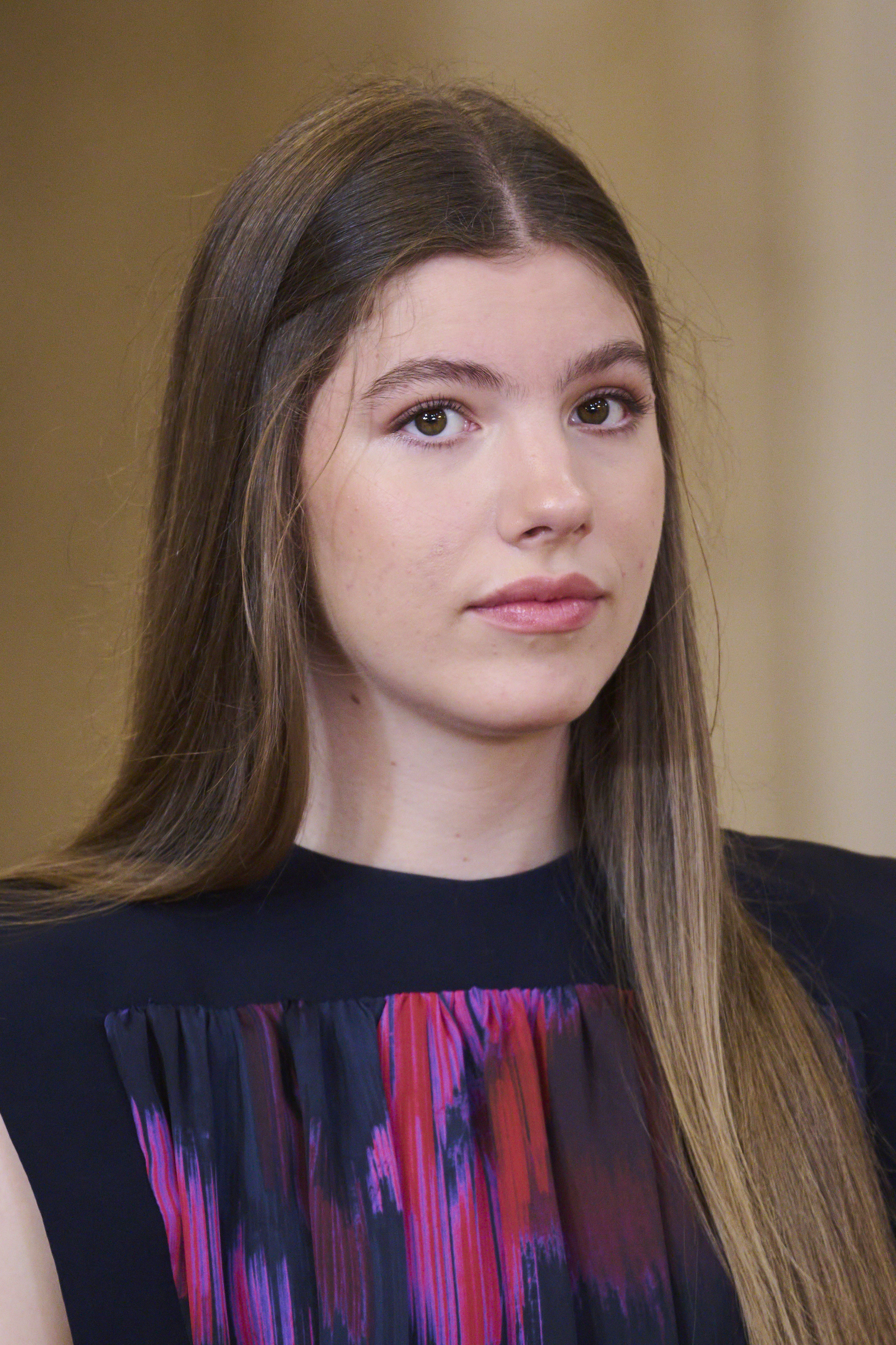 La infanta Sofía de España asiste a la solemne liberación de la guardia real durante los actos de celebración del décimo aniversario de la proclamación de Su Majestad el Rey Felipe VI de España en el Palacio Real el 19 de junio de 2024 en Madrid, España. | Fuente: Getty Images.