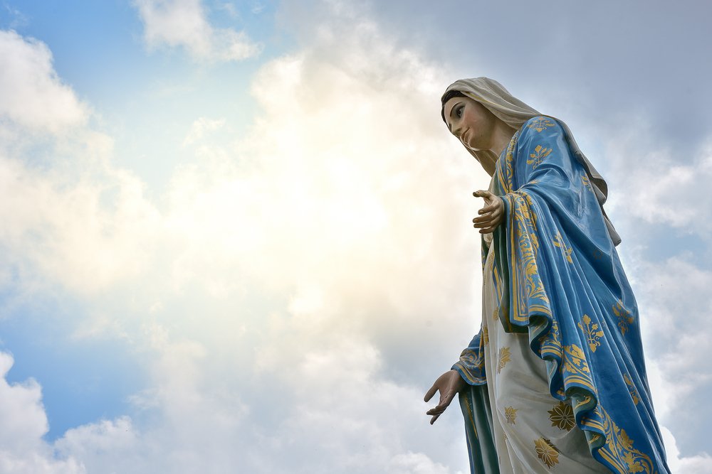 Estatua de la Virgen María en la Catedral de la Inmaculada Concepción.| Fuente: Shutterstock