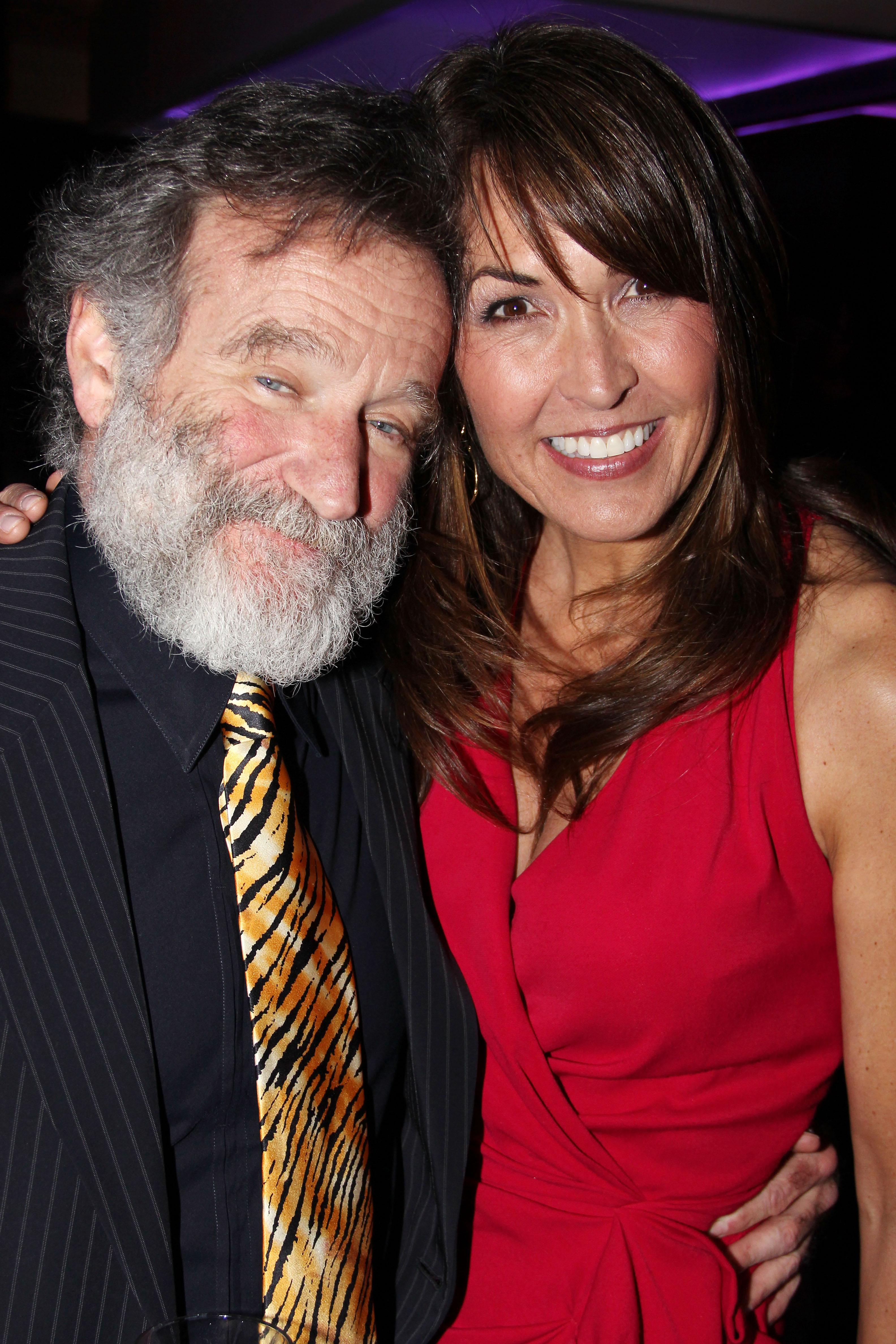 Robin Williams y Susan Schneider posan en la fiesta de apertura de la película "Bengal Tiger" el 31 de marzo de 2011 en la ciudad de Nueva York | Fuente: Getty Images