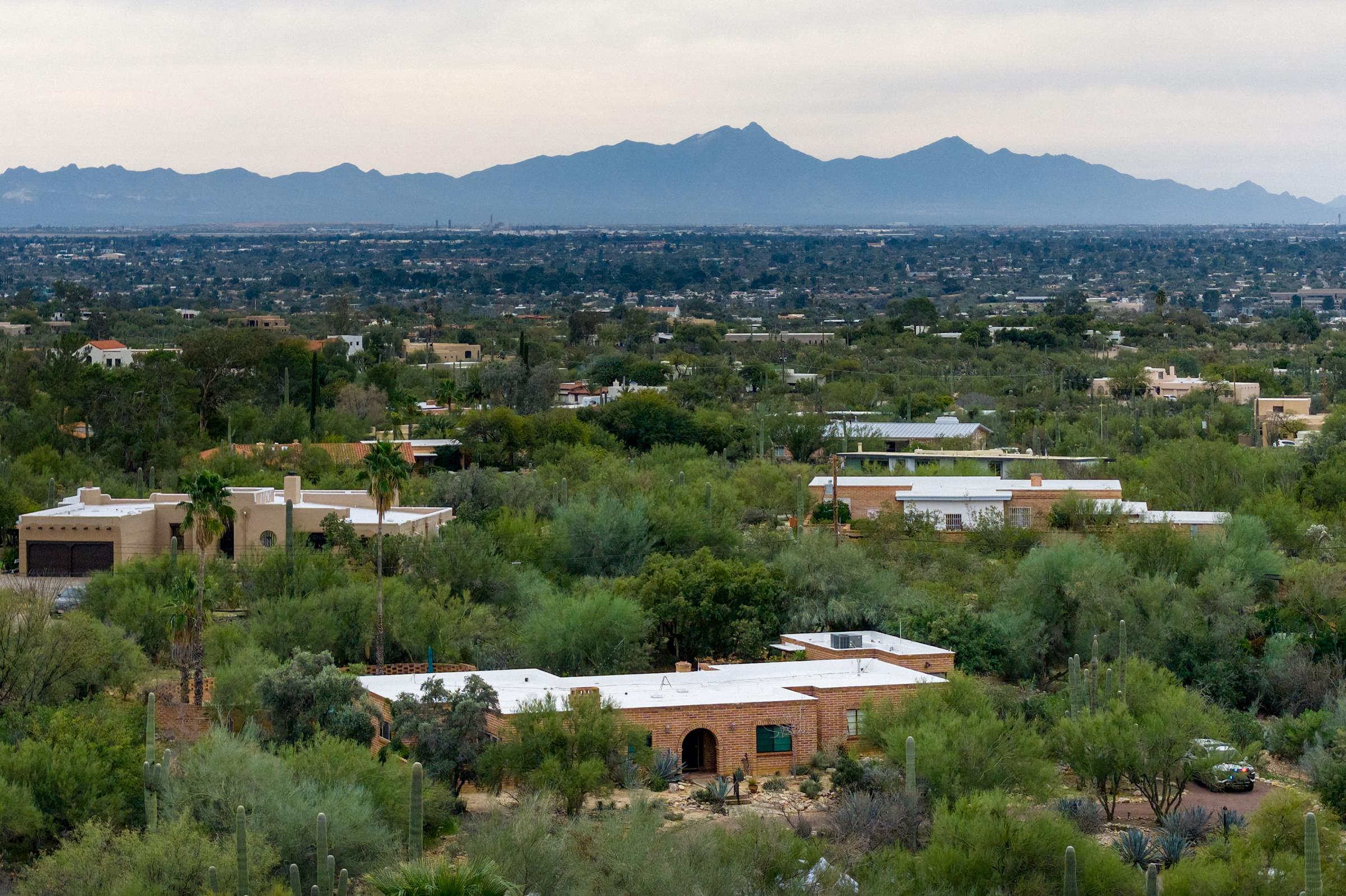 Vista aérea de la residencia de Nancy Guthrie el 16 de febrero de 2026 | Fuente: Getty Images