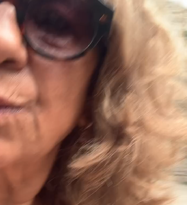Parte de uno de los videos grabados por Lolita Flores | Fuente: Instagram/lolitafoficial