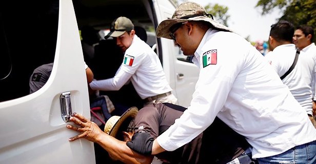 Detención de inmigrantes en México. | Foto: Max Pixel
