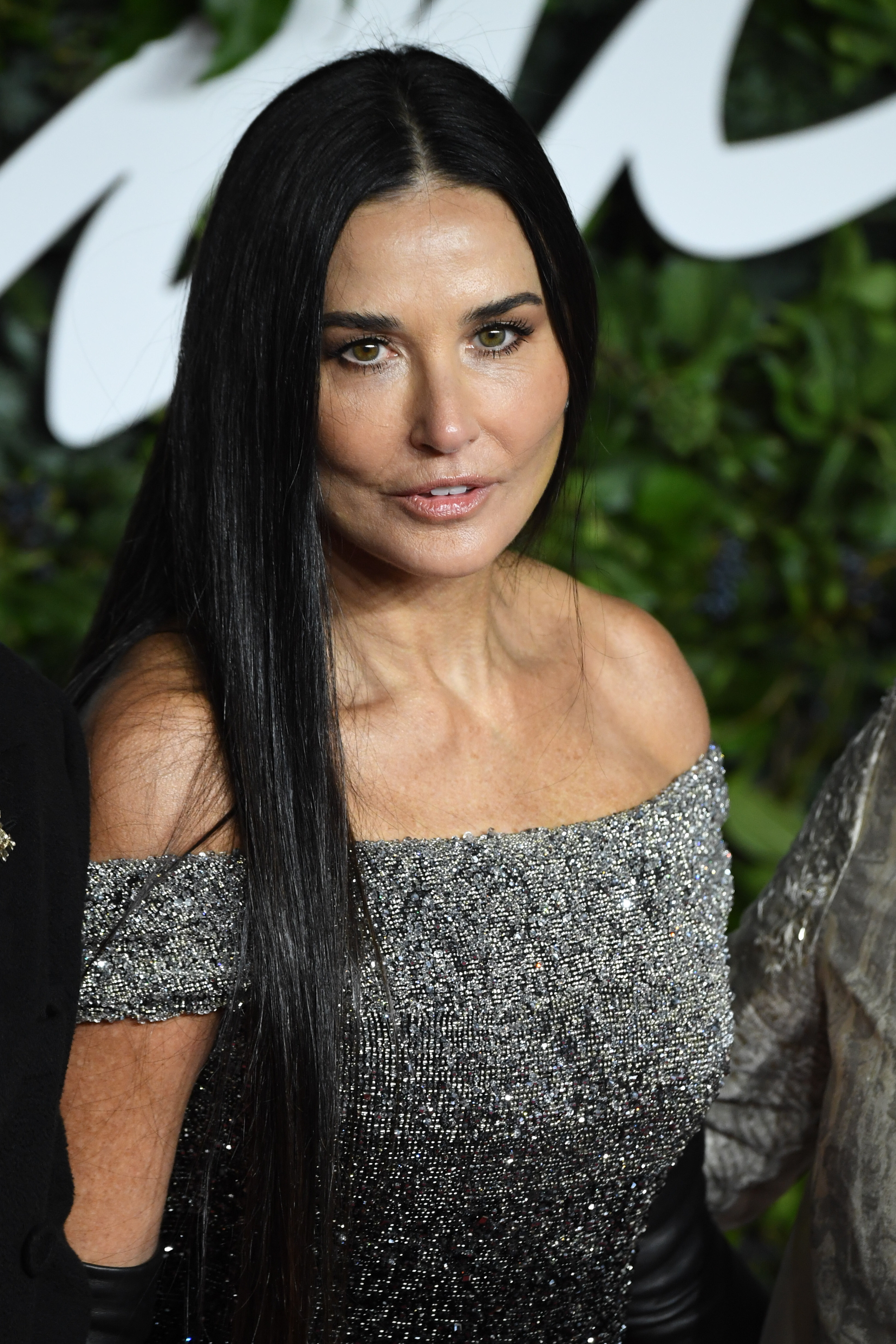 Demi Moore en The Fashion Awards el 29 de noviembre de 2021, en Londres, Inglaterra | Fuente: Getty Images