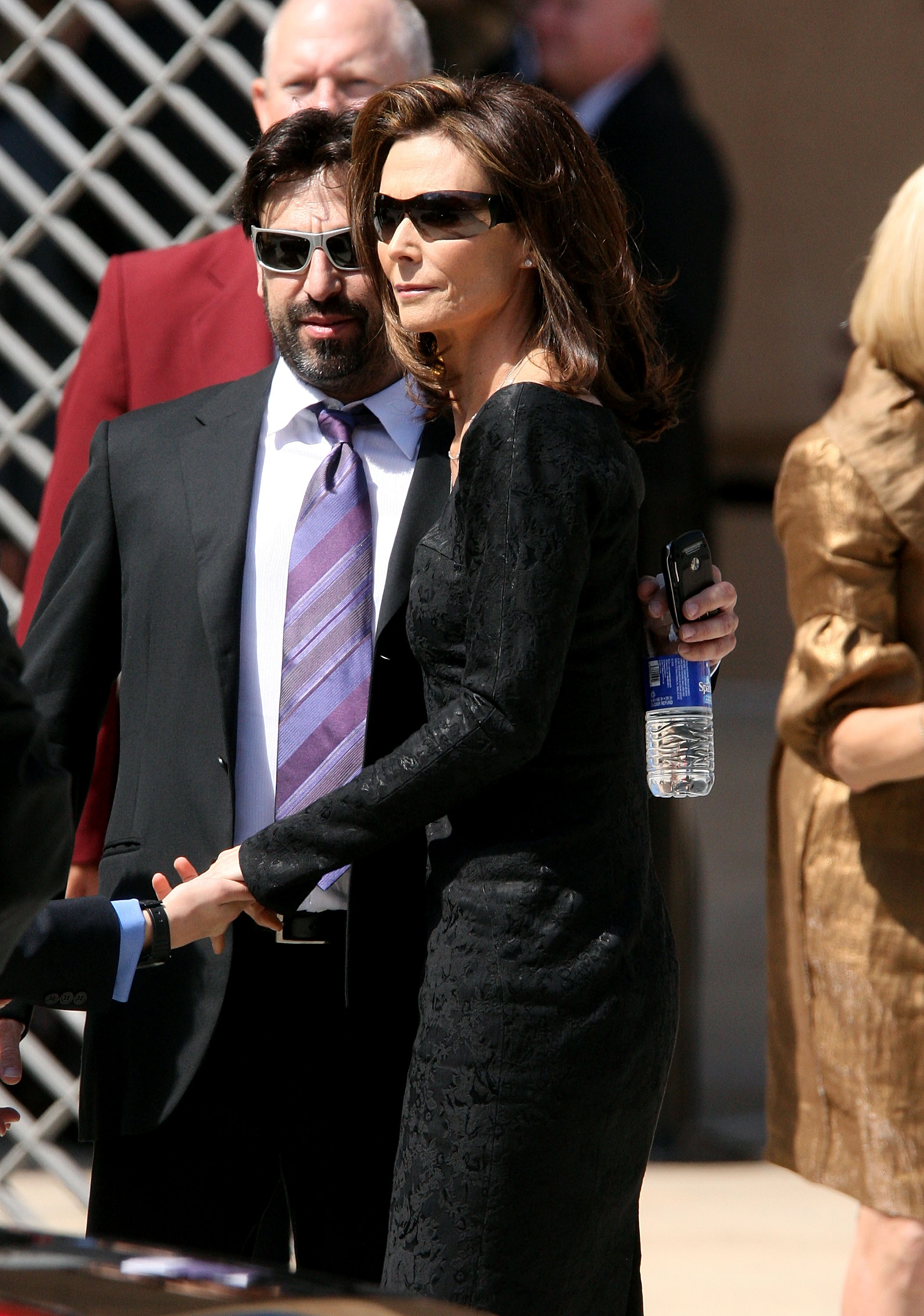 Kate Jackson en el funeral de Farrah Fawcett el 30 de junio de 2009, en Los Ángeles, California. | Fuente: Getty Images