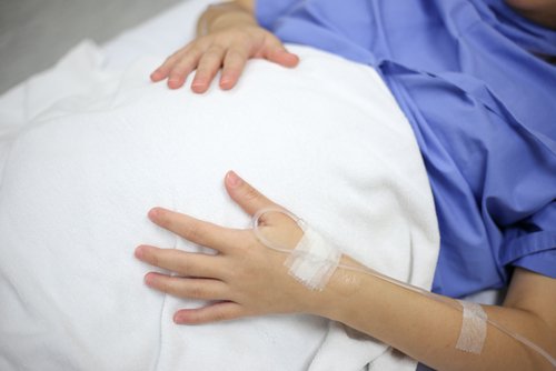 Mujer embarazada en el hospital. | Foto: Shutterstock