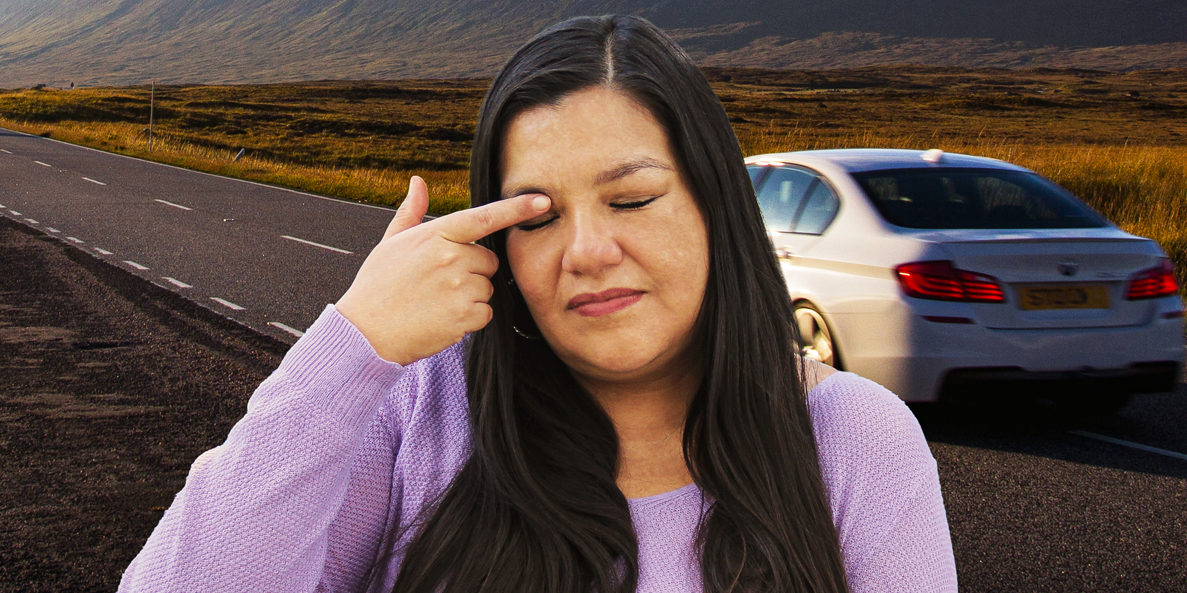 Una mujer junto a su automóvil | Fuente: Shutterstock