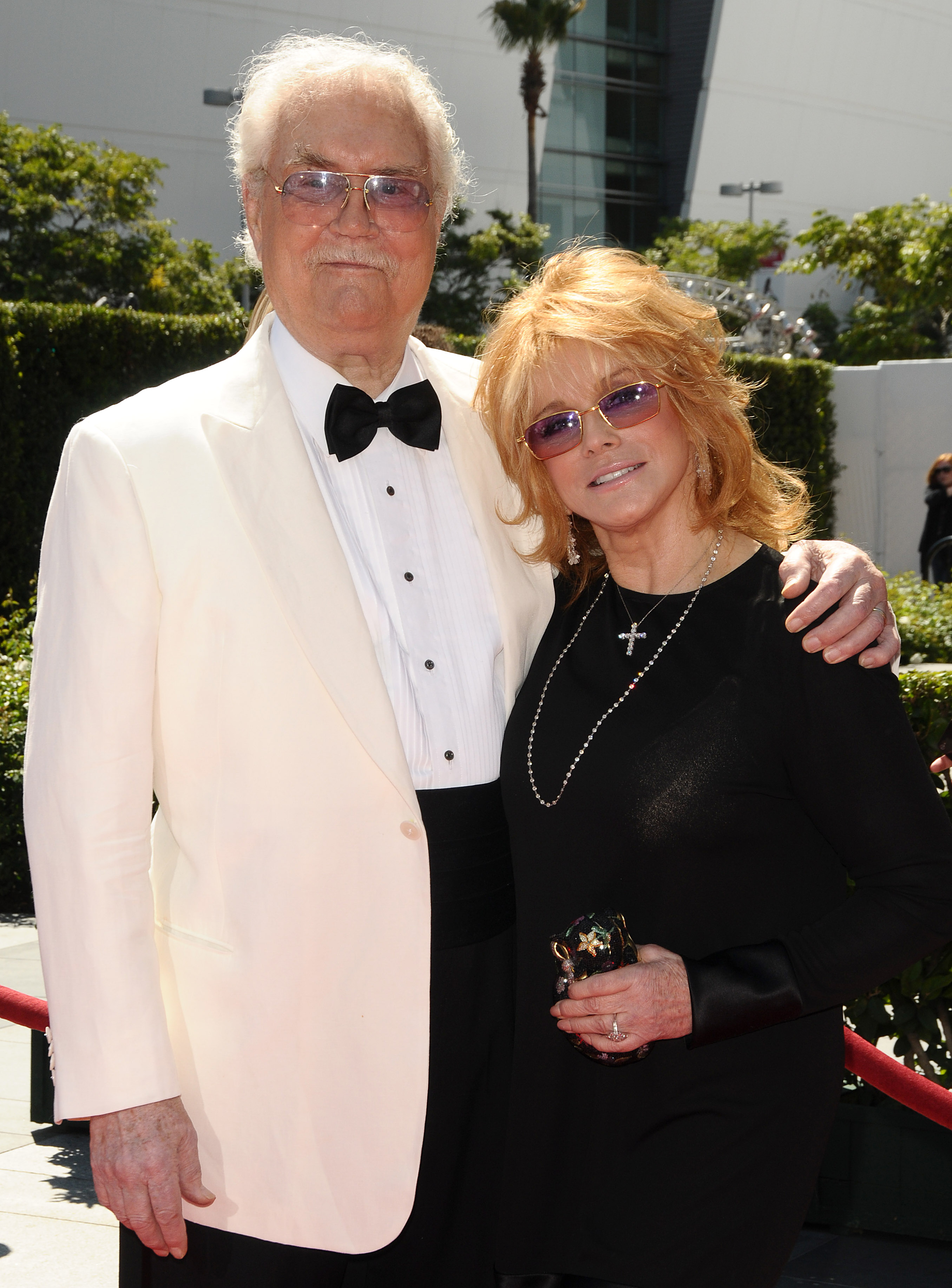 El actor Roger Smith y la actriz Ann-Margret el 21 de agosto de 2010, en Los Ángeles, California | Fuente: Getty Images