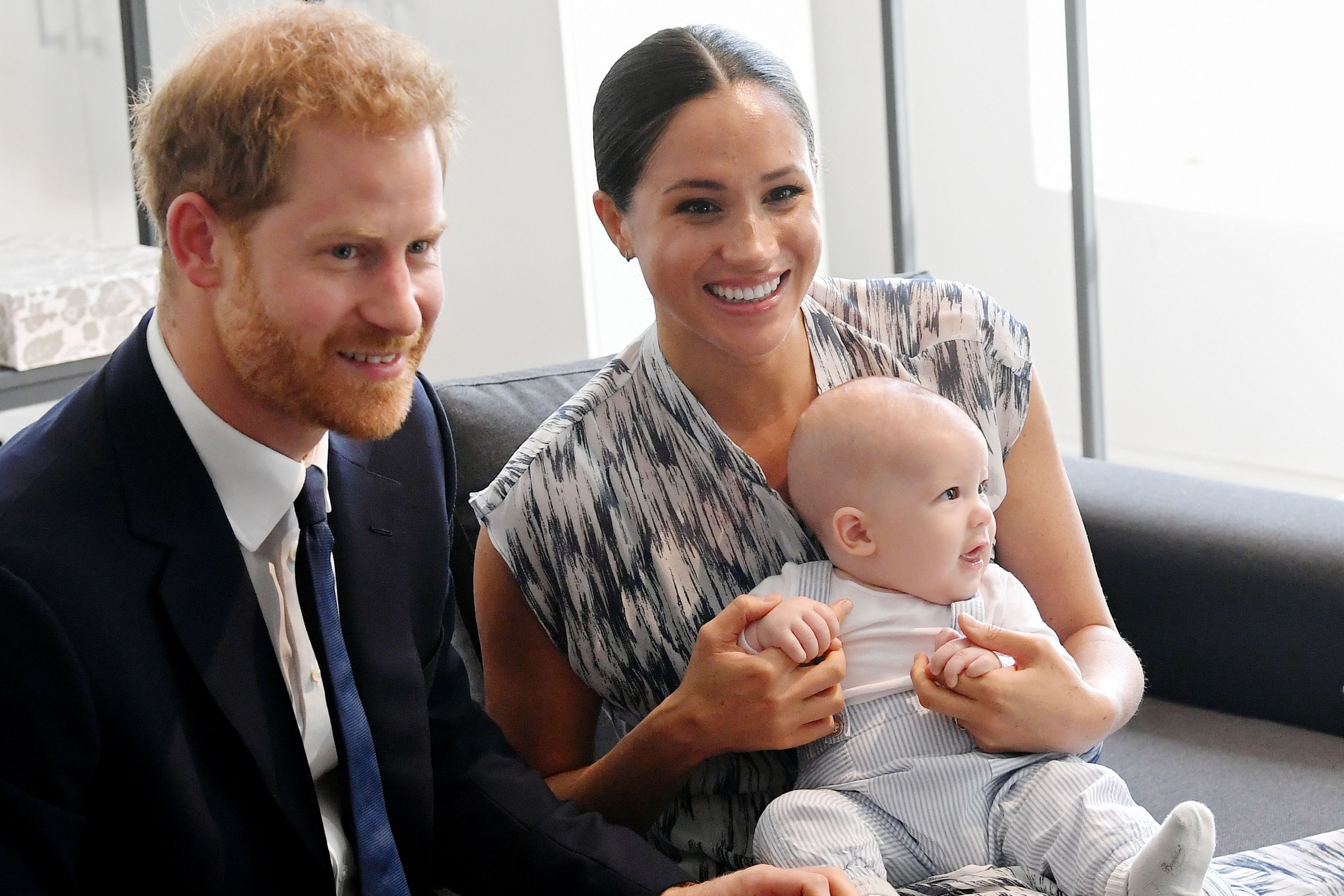 Harry, Meghan y Archie en Cape Town, Sudáfrica en septiembre de 2019. | Foto: Getty Images