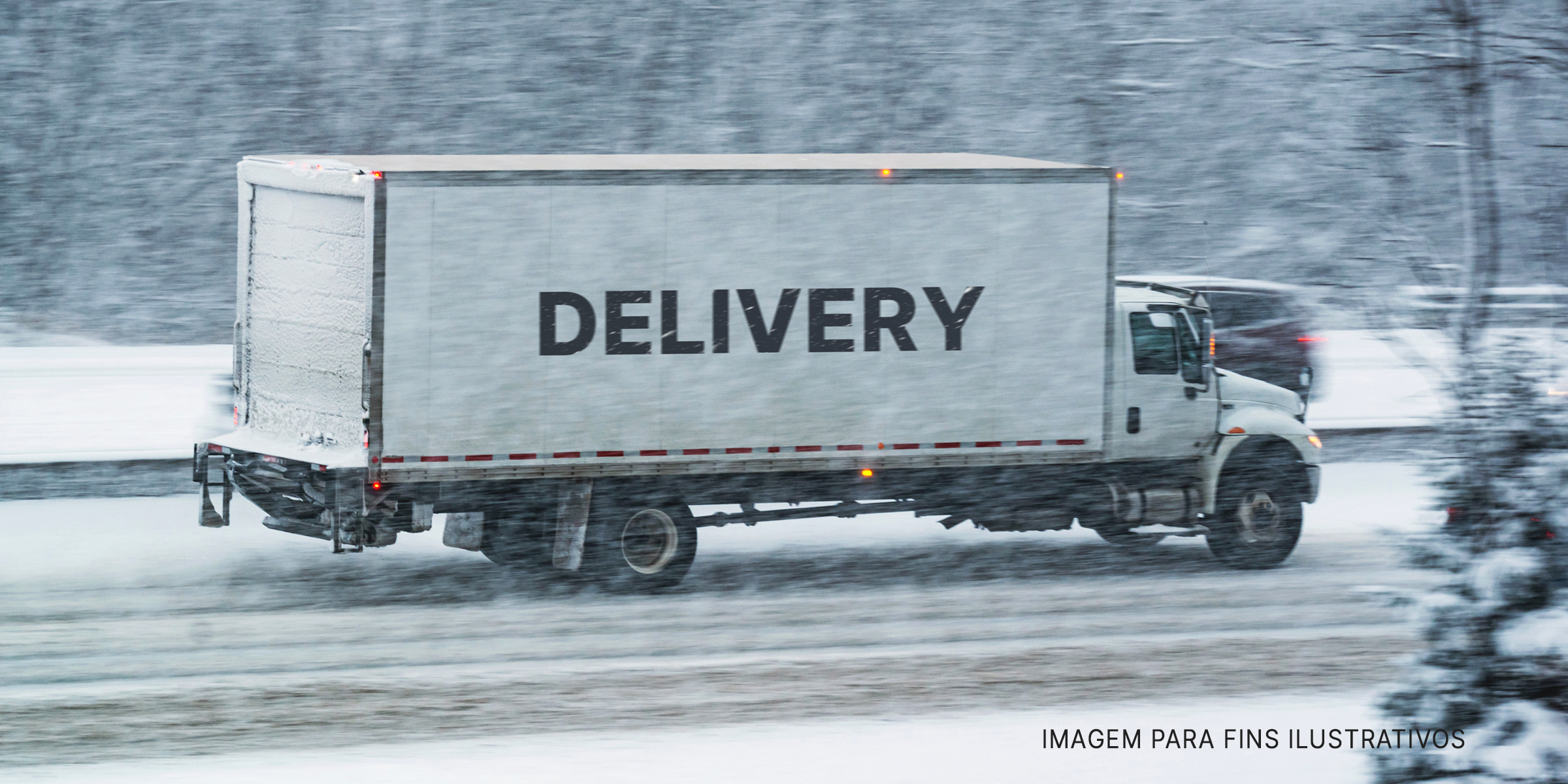 Caminhão na neve. | Foto: Shutterstock