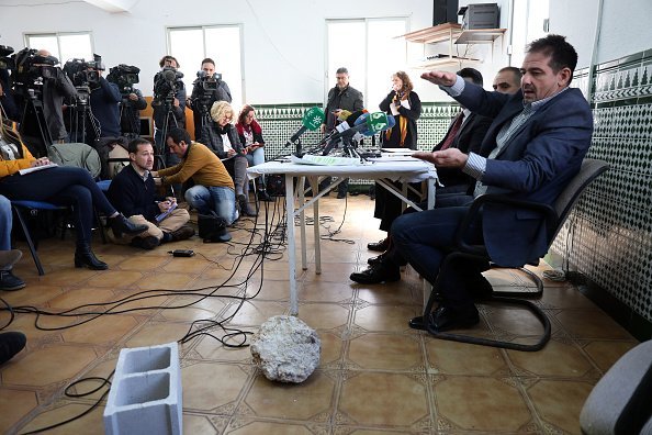 Abogados de David Serrano dan conferencia de prensa. Fuente: Getty Images