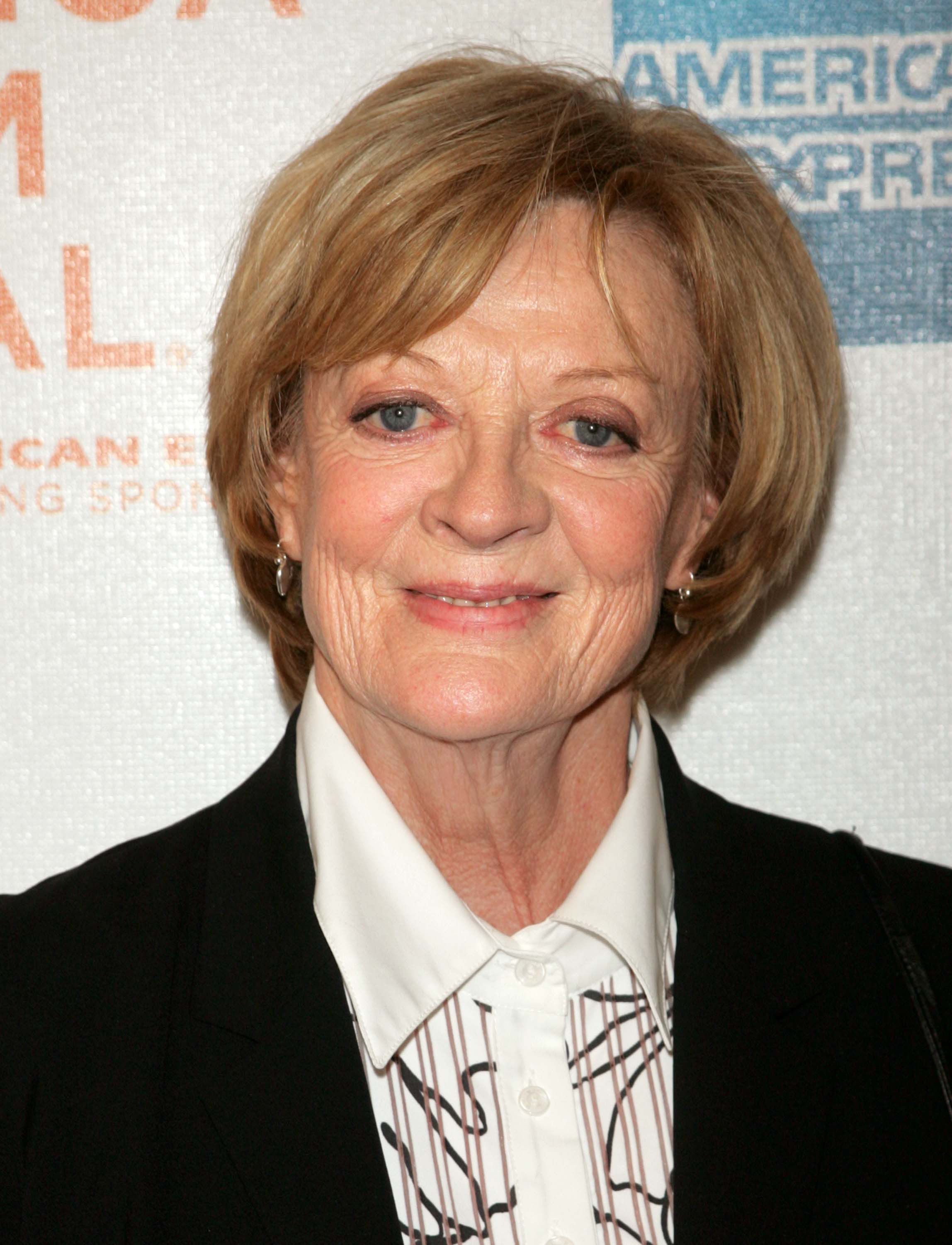 Maggie Smith en la 4ª edición del Festival de Cine de Tribeca, el 23 de abril de 2005, en Nueva York. | Fuente: Getty Images