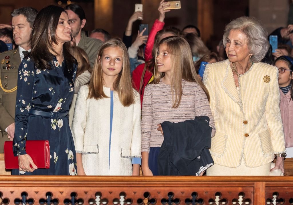 La reina Letizia, princesa Leonor, Infanta Sofía y reina Sofía de España.| Fuente: Getty Images