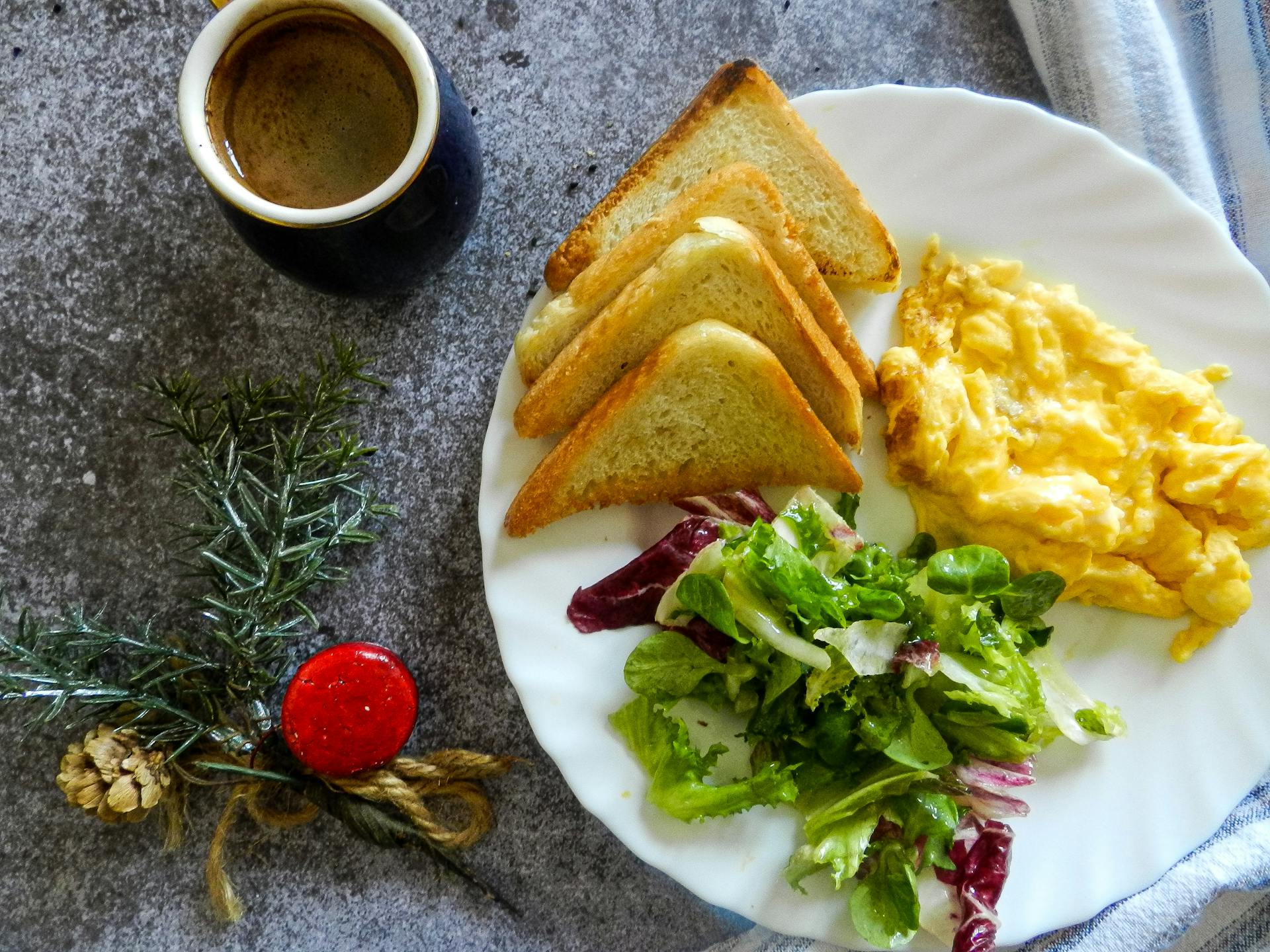 Una comida de desayuno | Fuente: Pexels