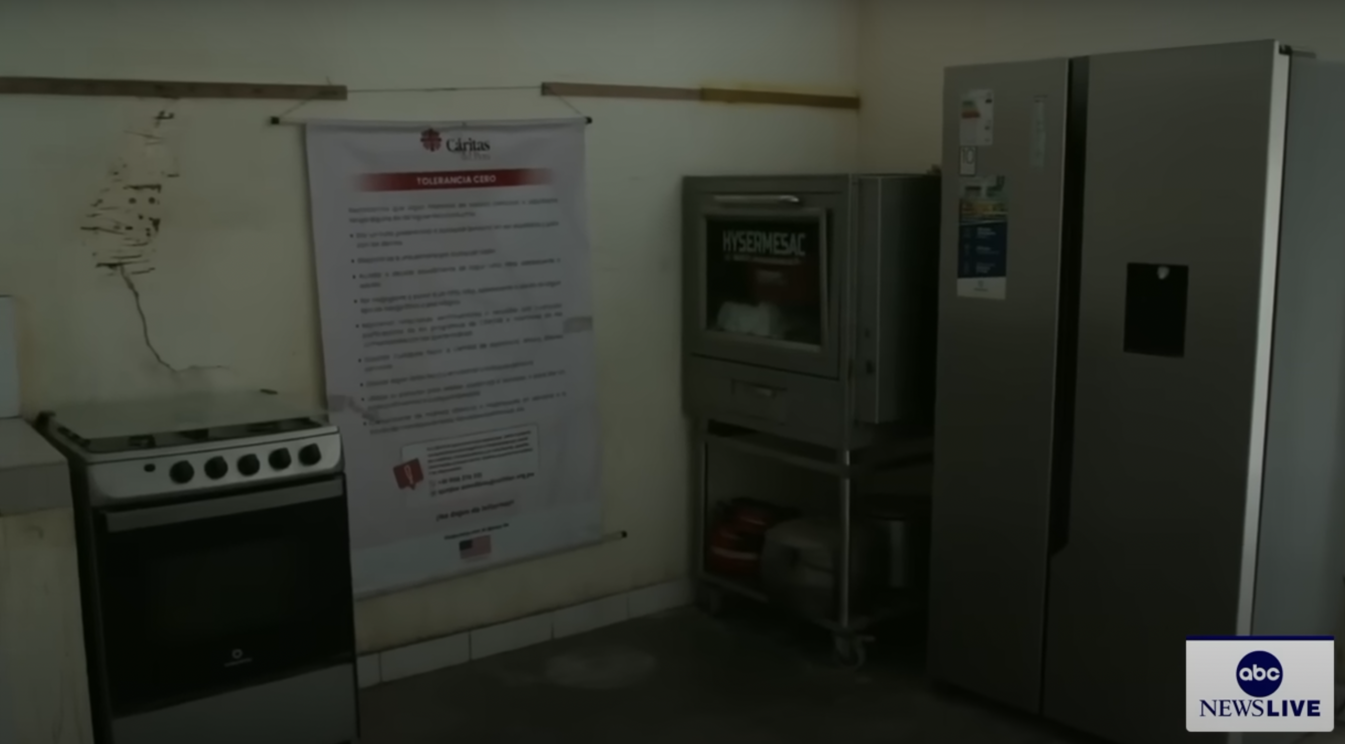 Captura de pantalla de la cocina comunitaria que en su día apoyó quien se convertiría en papa, extraída de un vídeo fechado el 13 de mayo de 2025. | Fuente: YouTube/ABC News
