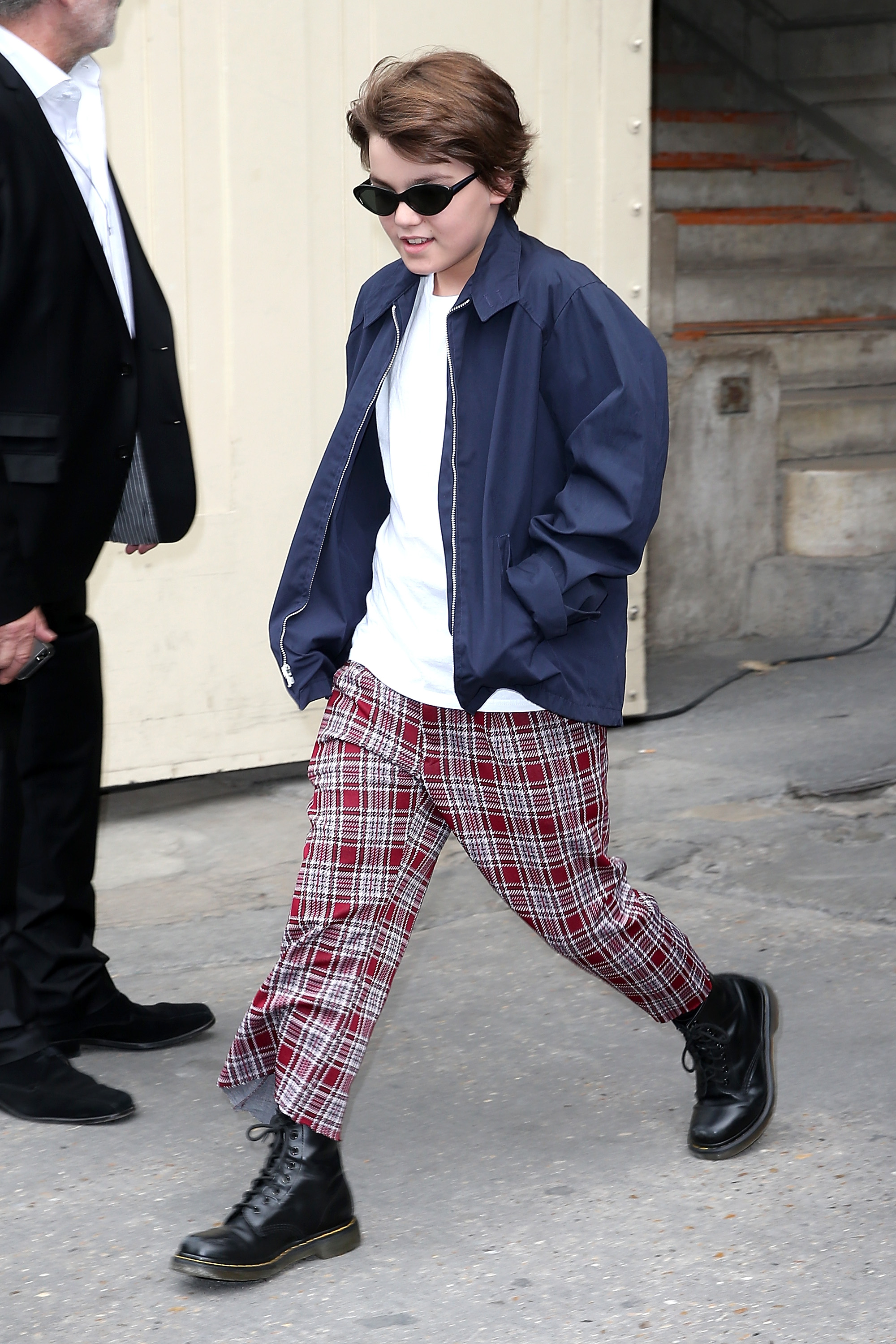 Jack Depp asiste al desfile de Chanel el 7 de julio de 2015, en París, Francia. | Fuente: Getty Images