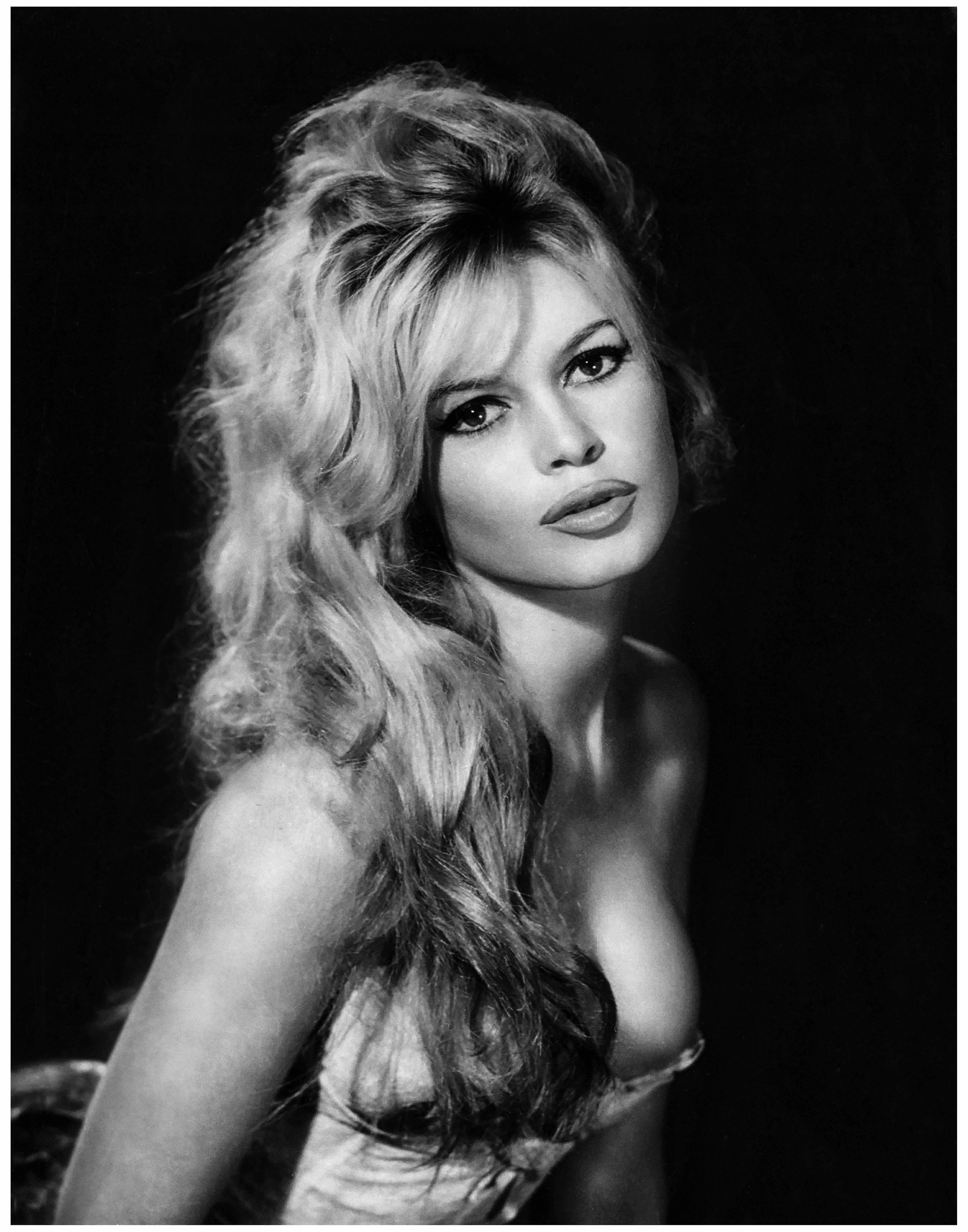 Retrato publicitario de la actriz francesa Brigitte Bardot, hacia 1963. | Foto: Getty Images