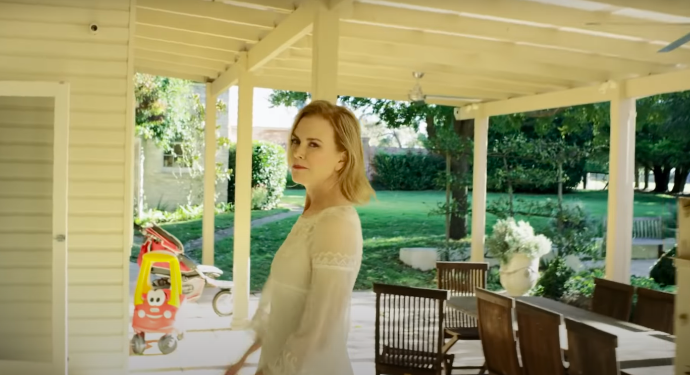 Nicole Kidman dando una vuelta por su granja y la de Keith Urban en Australia, publicado el 20 de julio de 2015 | Fuente: YouTube/Vogue