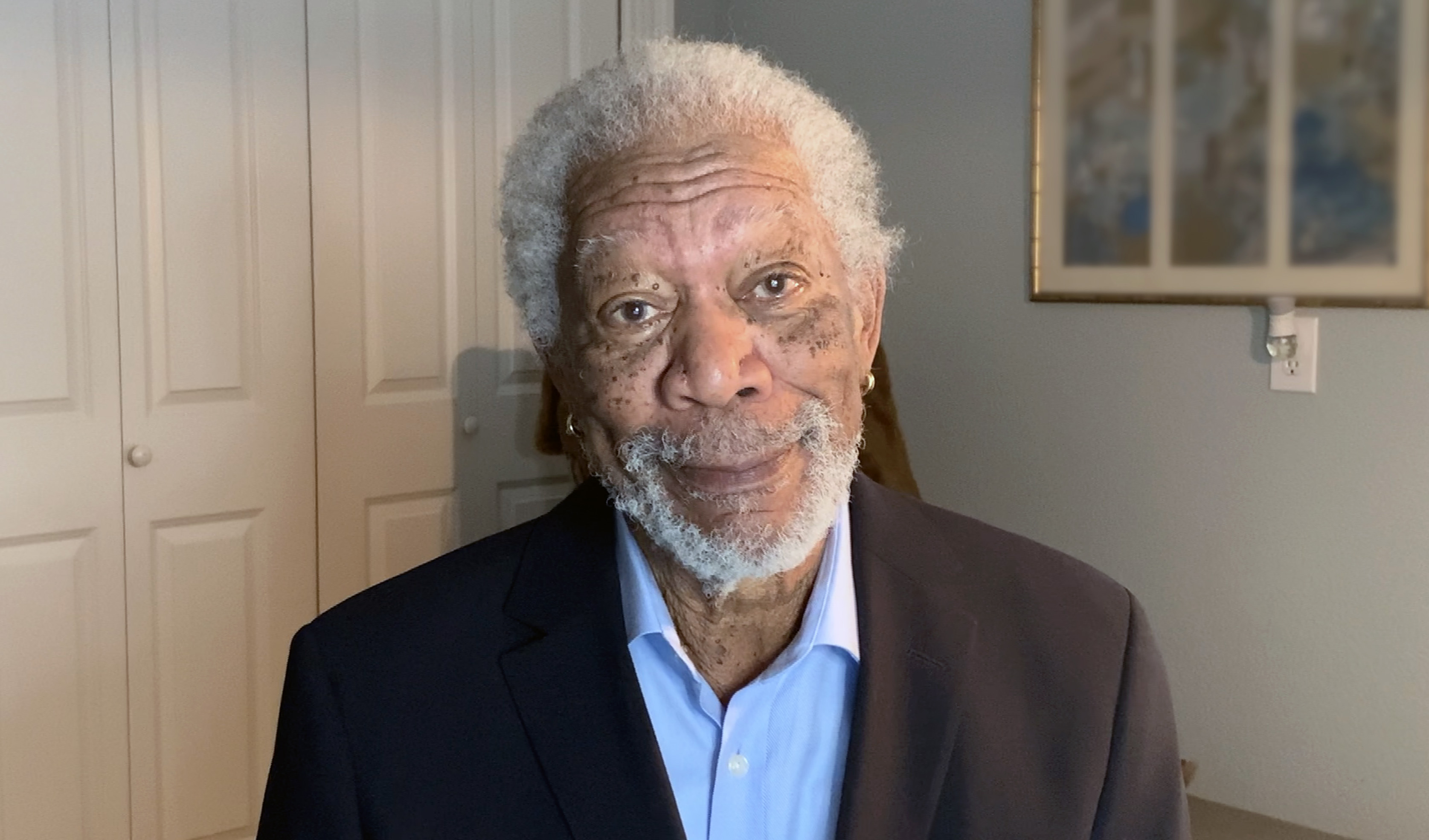 Morgan Freeman en la 26ª edición virtual de los Critics Choice Awards, en 2021, | Foto: Getty Images