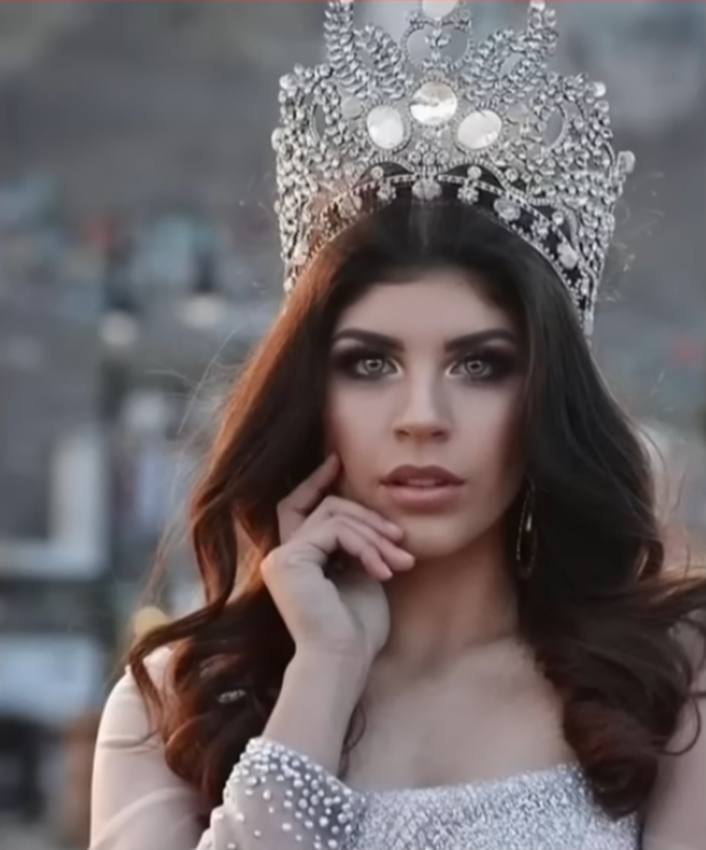 Carolina Flores Gómez, la ex reina de belleza presuntamente asesinada por su suegra en Polanco, Ciudad de México | Fuente: YouTube/MILENIO