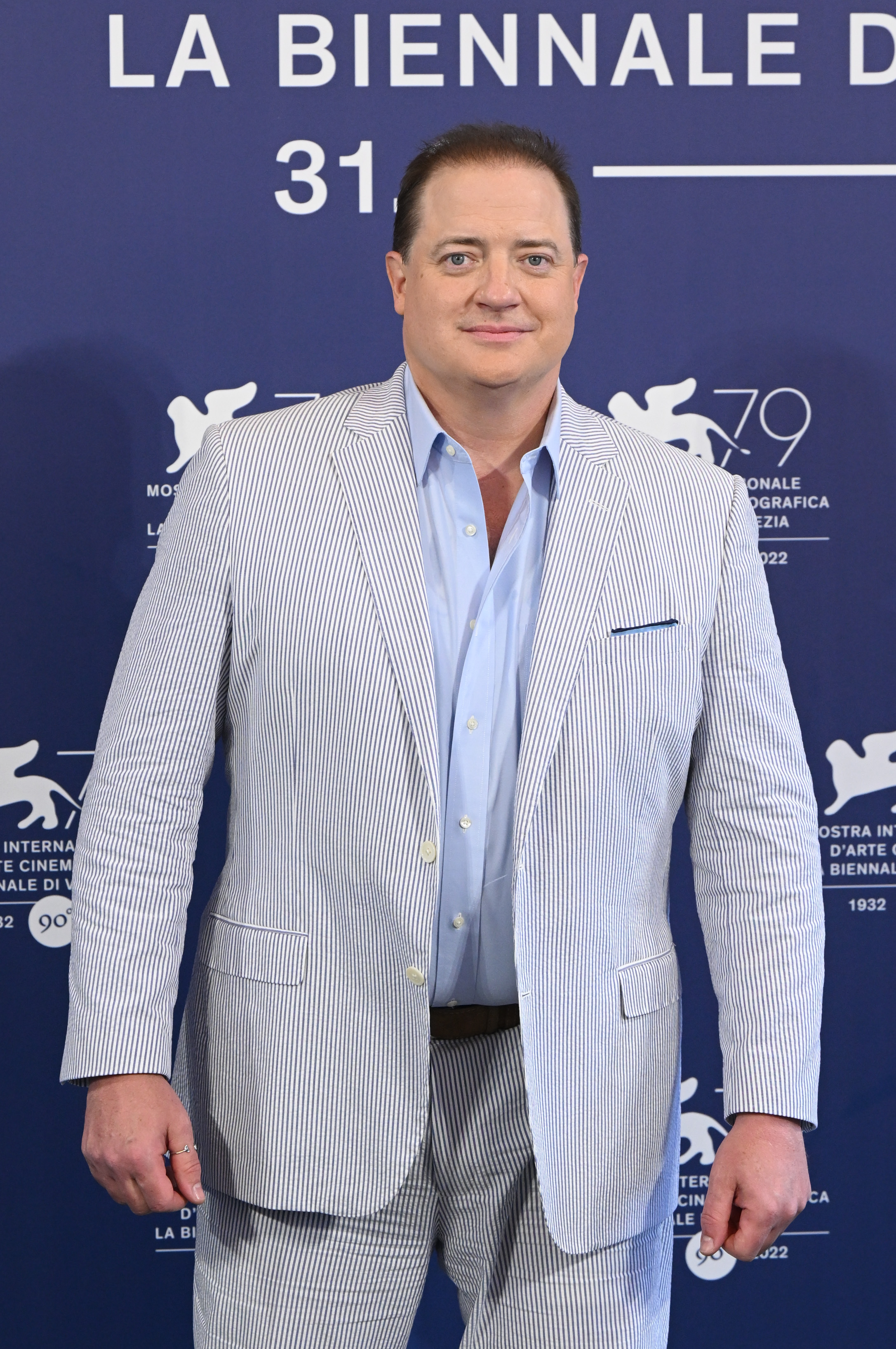 Brendan Fraser en el Festival de Cine de Venecia de 2022, donde The Whale le valió una ovación de seis minutos que dejó al actor visiblemente emocionado. | Fuente: Getty Images