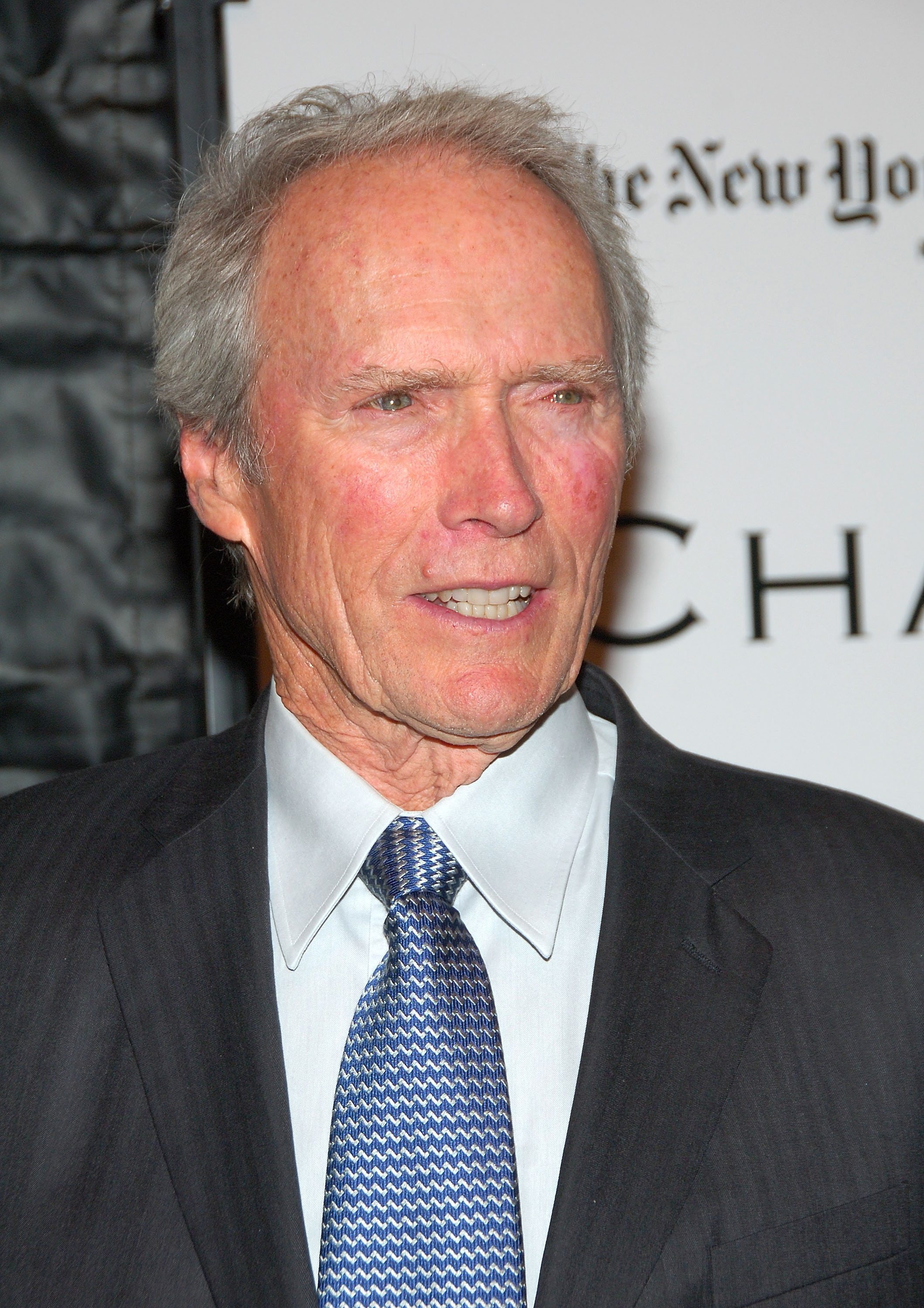 Clint Eastwood asiste al estreno de "The Changeling" en el Teatro Ziegfeld el 4 de octubre de 2008 en Nueva York | Foto: Getty Images