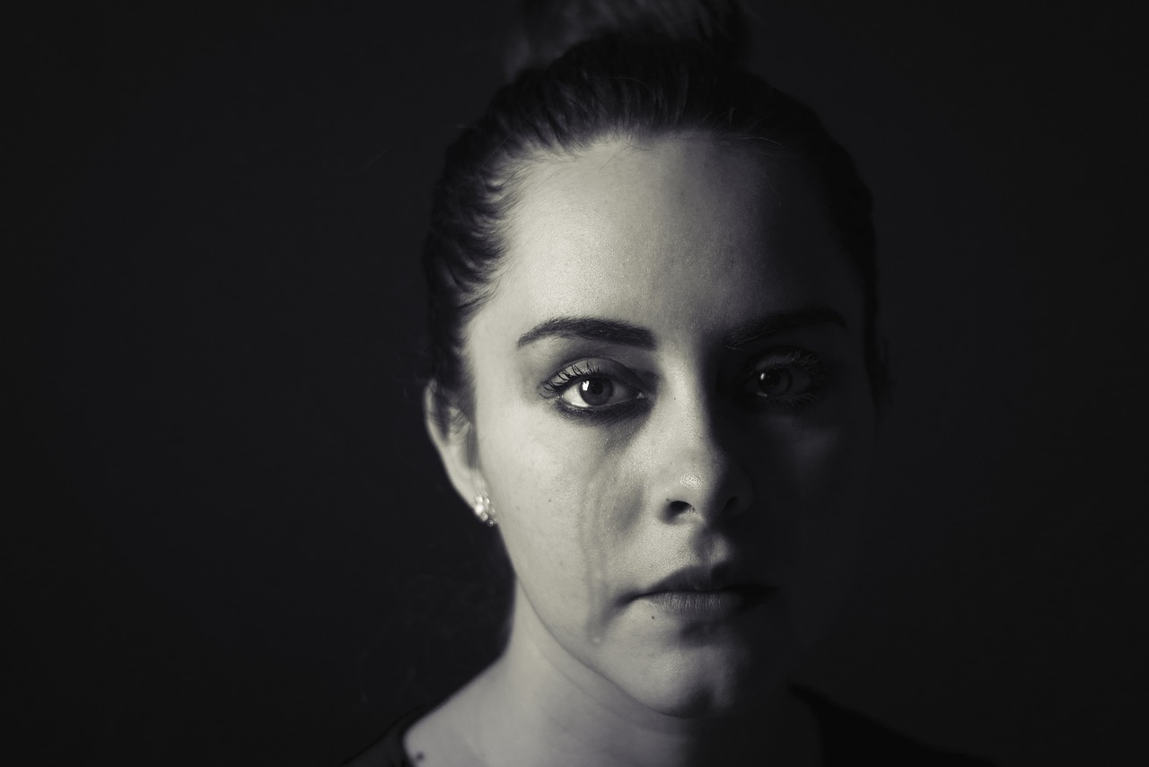 Una mujer llorando | Fuente: Pixabay