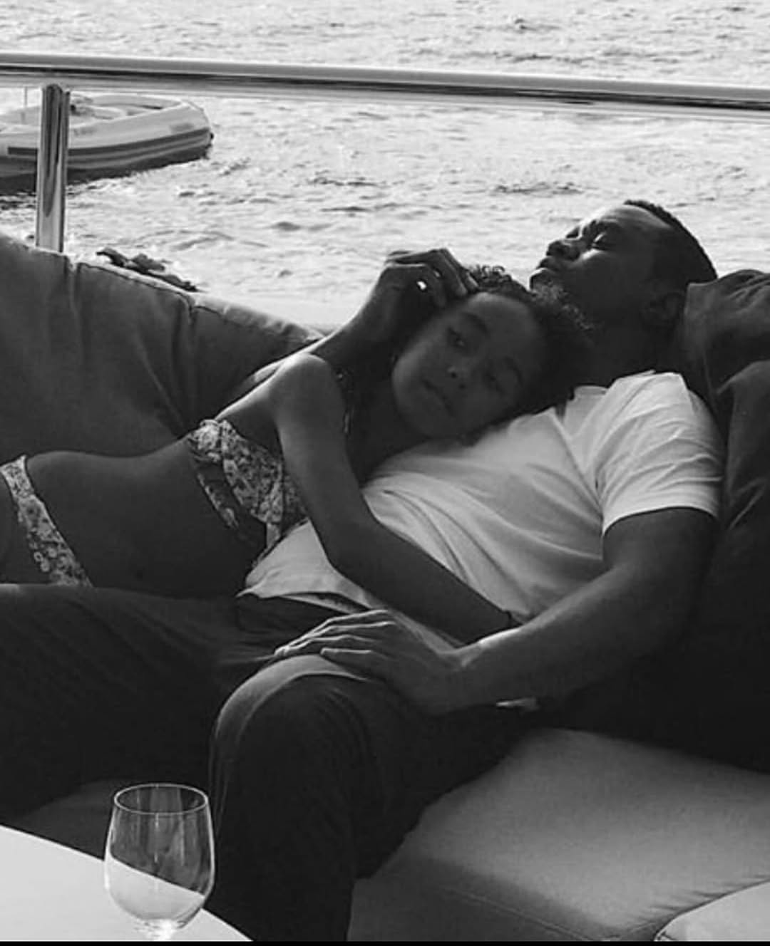 Diddy y Chance Combs fotografiados en un sofá, con fecha de junio de 2025 | Fuente: Instagram/myfancychance