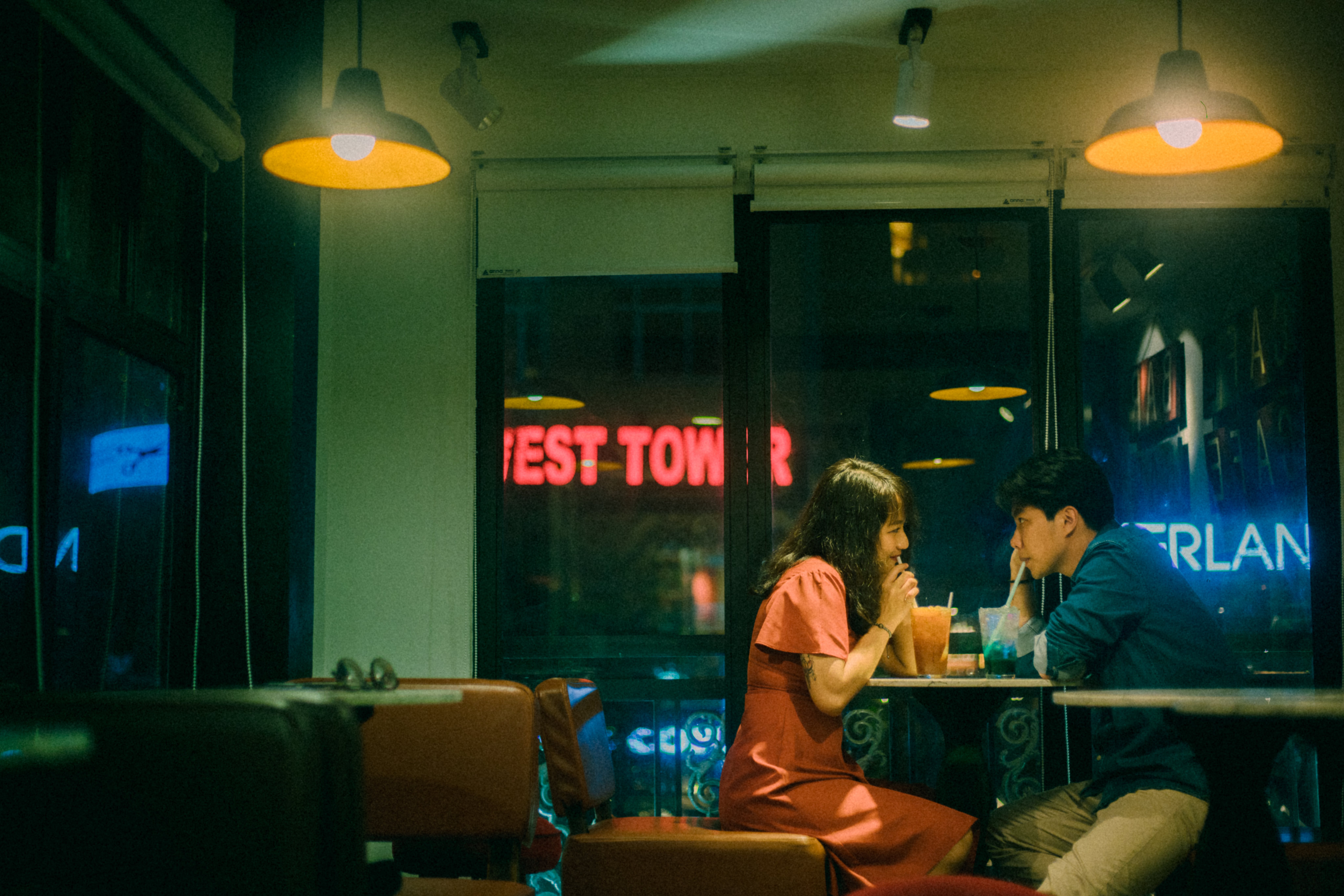 Una pareja en una cita | Foto: Pexels