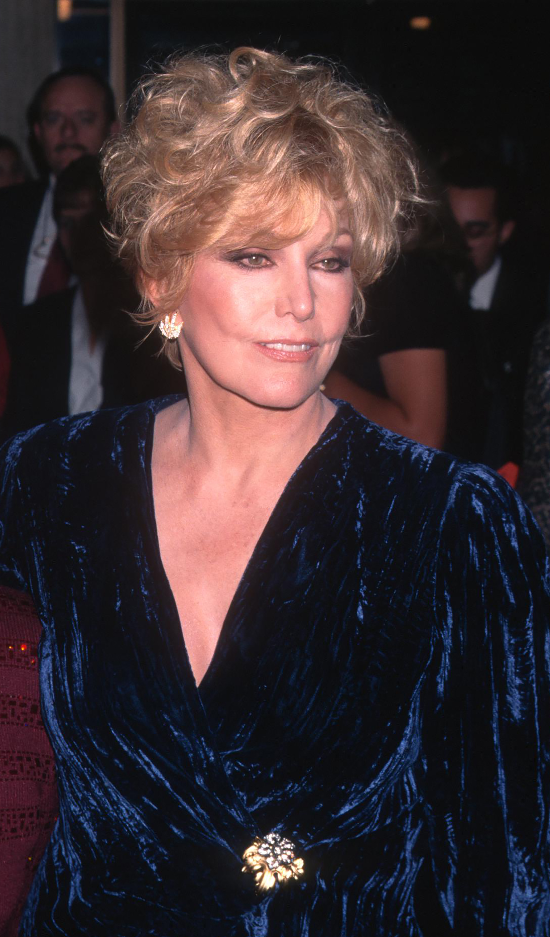 Kim Novak asiste al estreno de "Vértigo" en Century City, California, el 14 de octubre de 1996. | Fuente: Getty Images