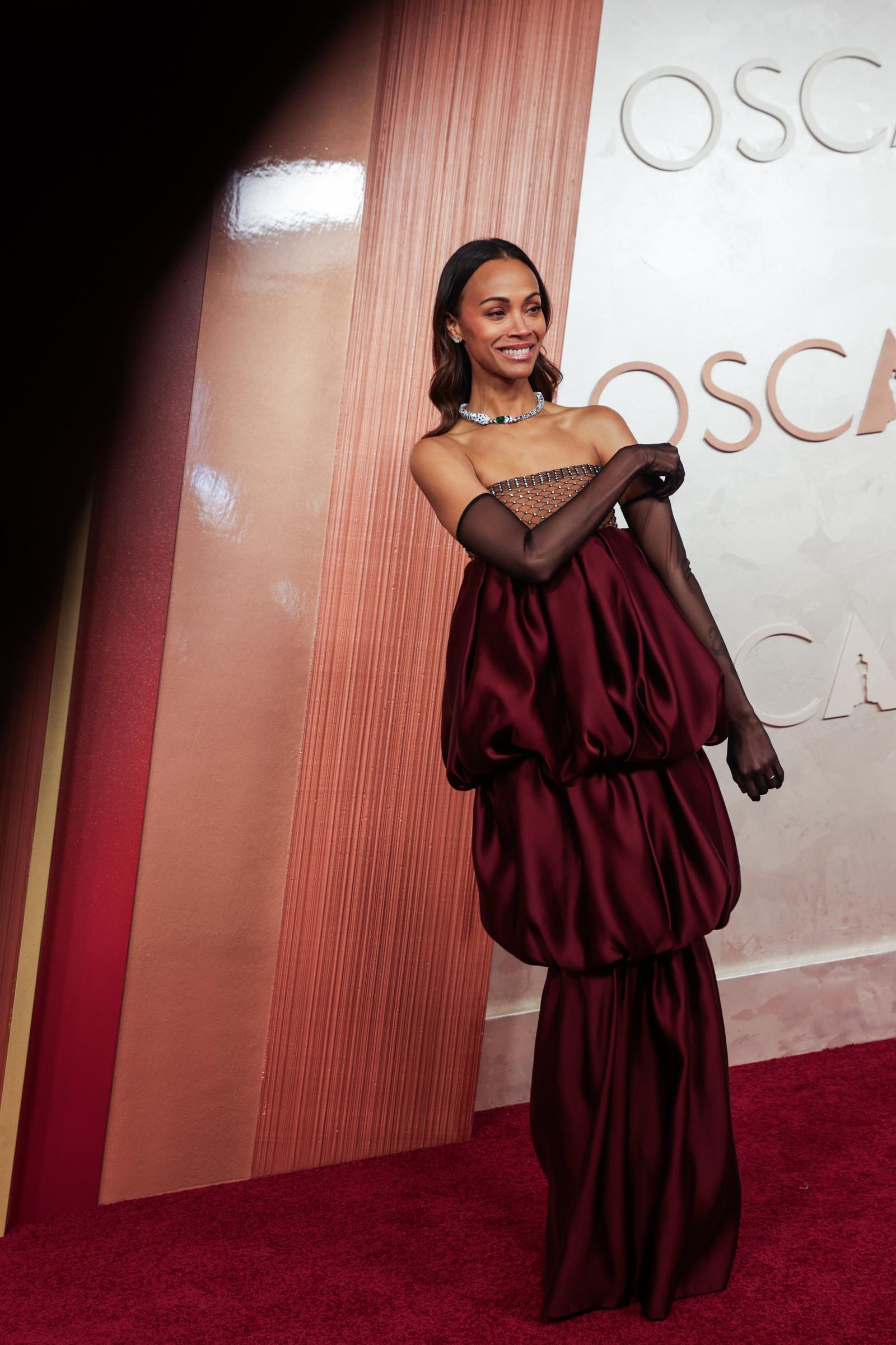 Zoe Saldana en la 97ª edición de los Oscar celebrada en el Dolby Theatre de Hollywood, California, el 2 de marzo de 2025 | Fuente: Getty Images