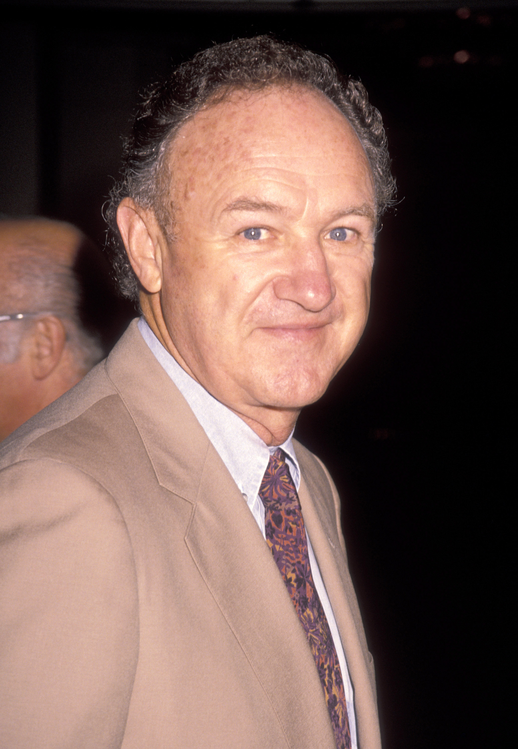 Gene Hackman durante el Almuerzo a Beneficio de Caridades Permanentes en el Hotel Beverly Hilton en Beverly Hills, California, el 27 de septiembre de 1990 | Fuente: Getty Images