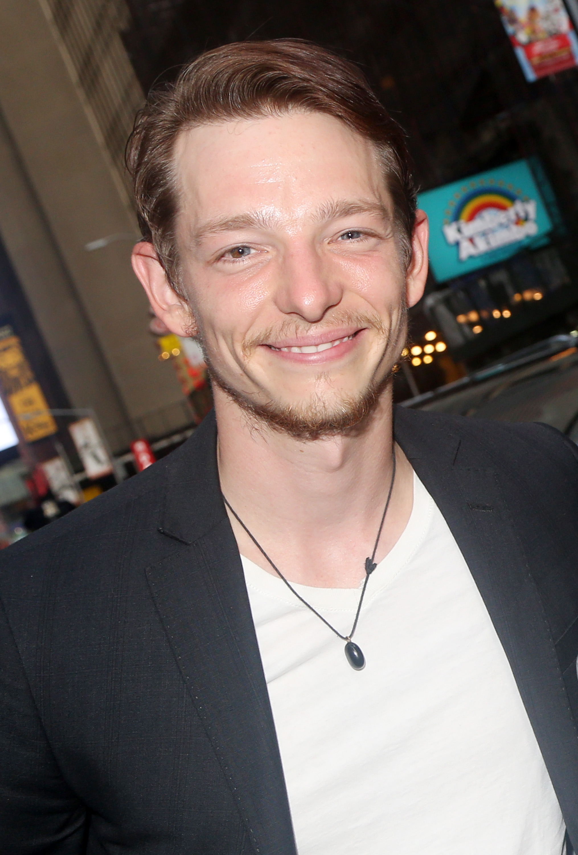 Mike Faist en la función de clausura de "Dear Evan Hansen" en Broadway el 18 de septiembre de 2022 en Nueva York | Fuente: Getty Images