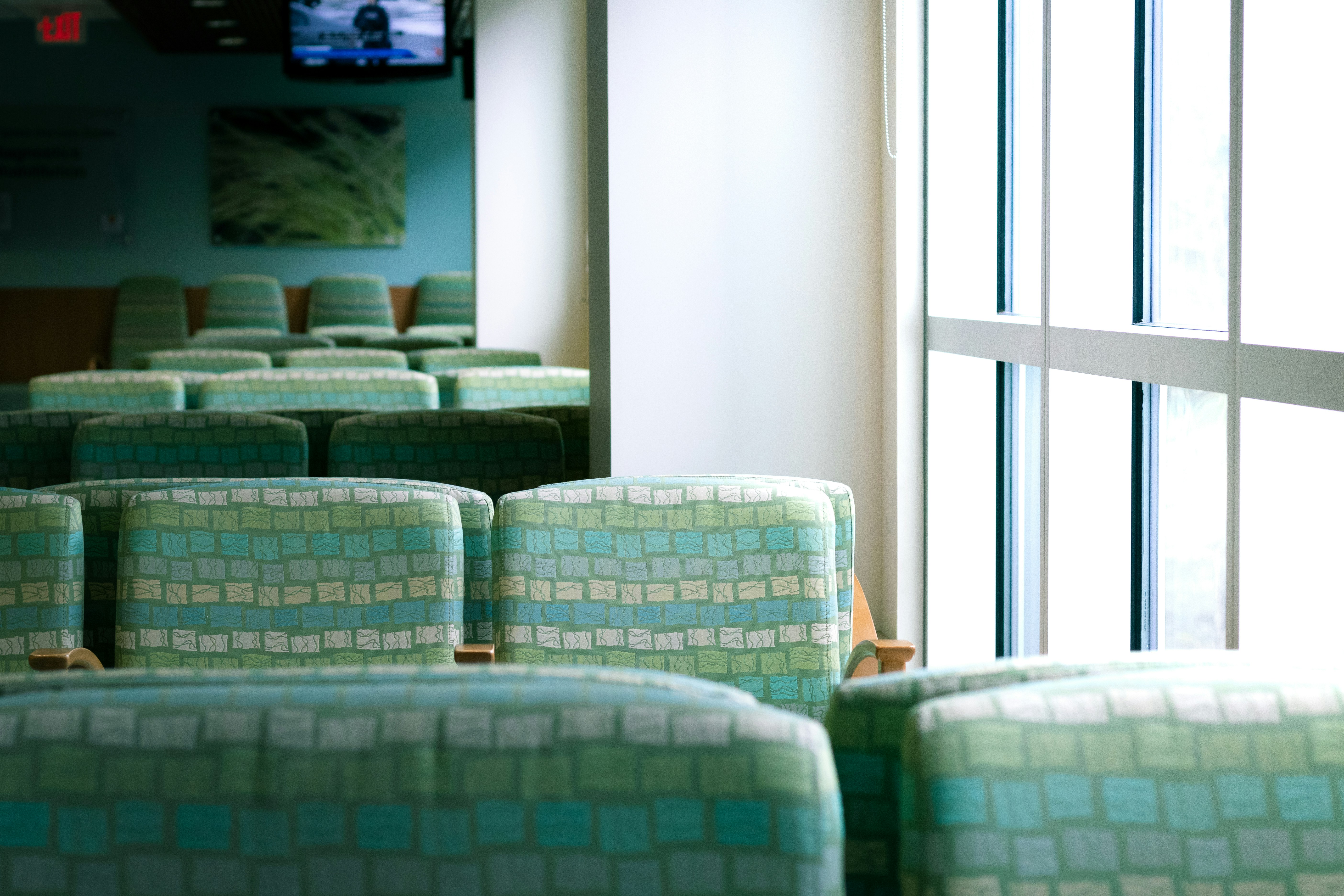 Sala d'attesa di un ospedale | Fonte: Unsplash