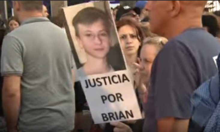 Manifestación por Brian (Foto: YouTube/Télam)