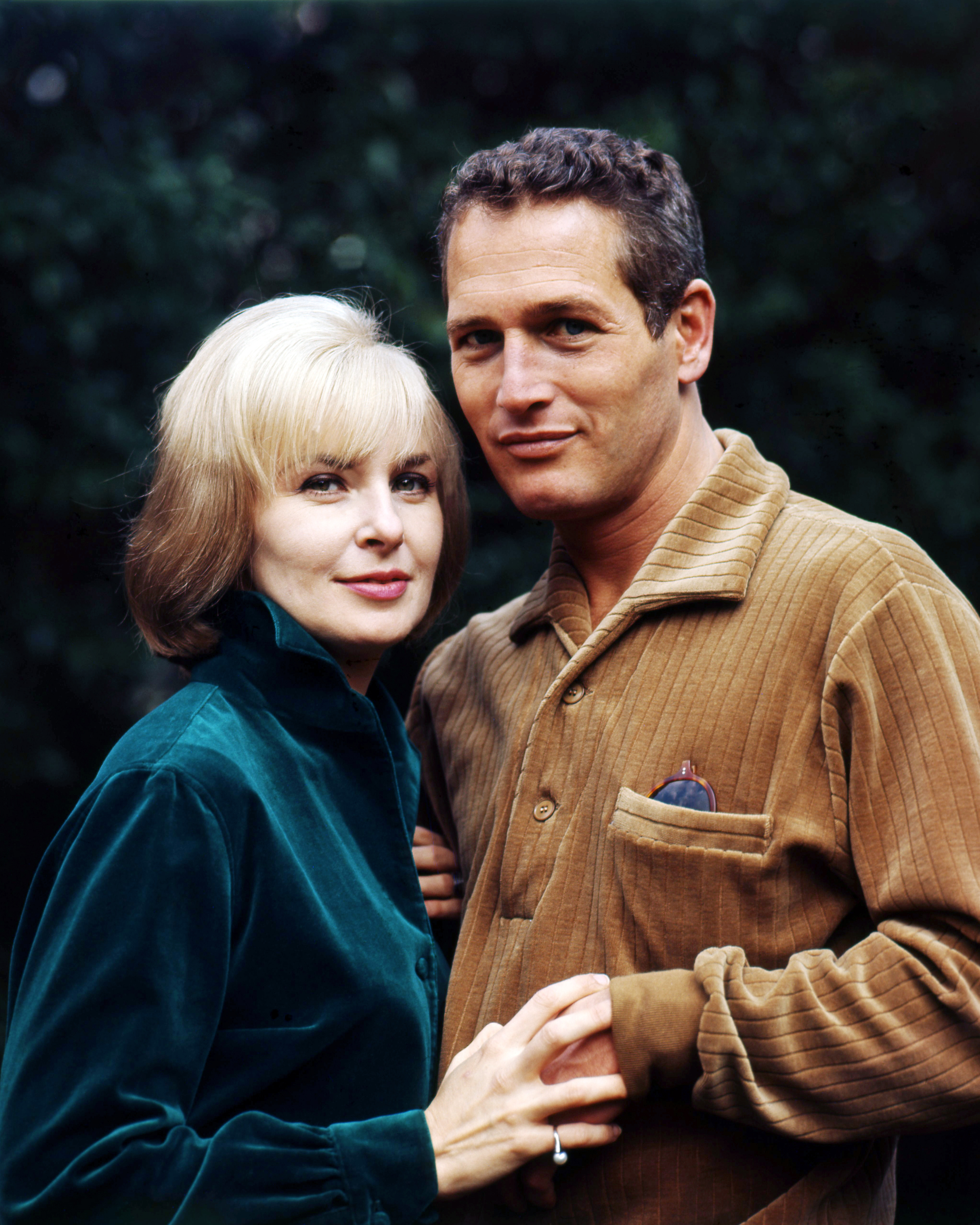 Joanne Woodward y Paul Newman fotografiados en 1965 | Fuente:Getty Images