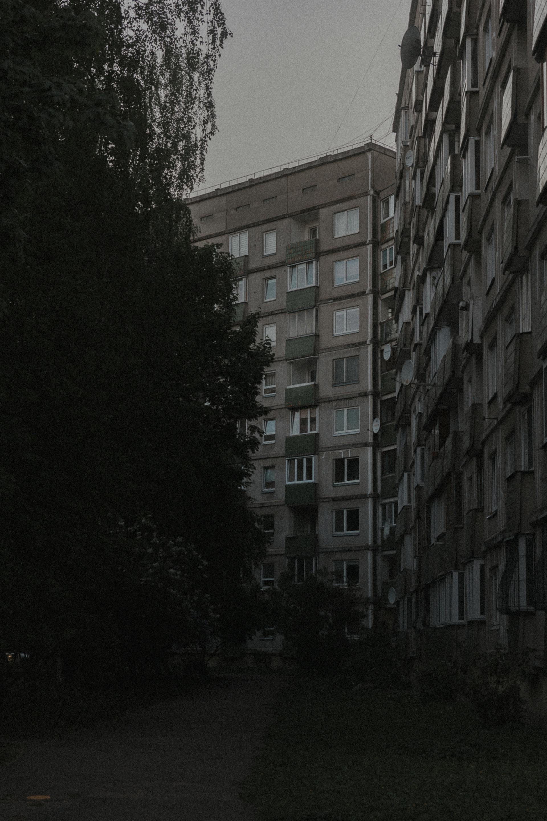 Un edificio de apartamentos | Fuente: Pexels