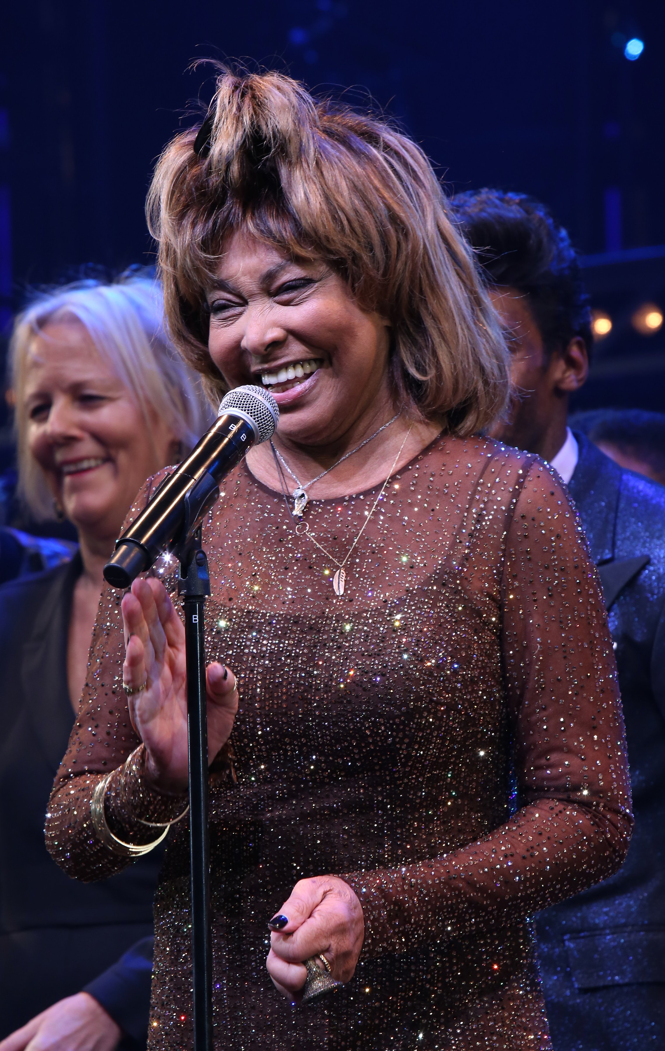 Tina Turner durante el Opening Night Curtain Call de "Tina - The Tina Turner Musical" en el Lunt-Fontanne Theatre de Nueva York, el 7 de noviembre de 2019 | Foto: Getty Images