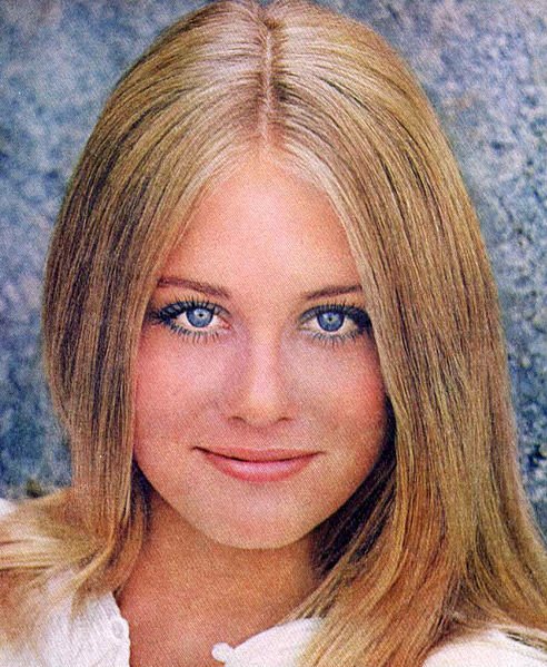 Cybill Shepherd en 1970 en una imagen para la revista Teen. | Foto: Wikipedia