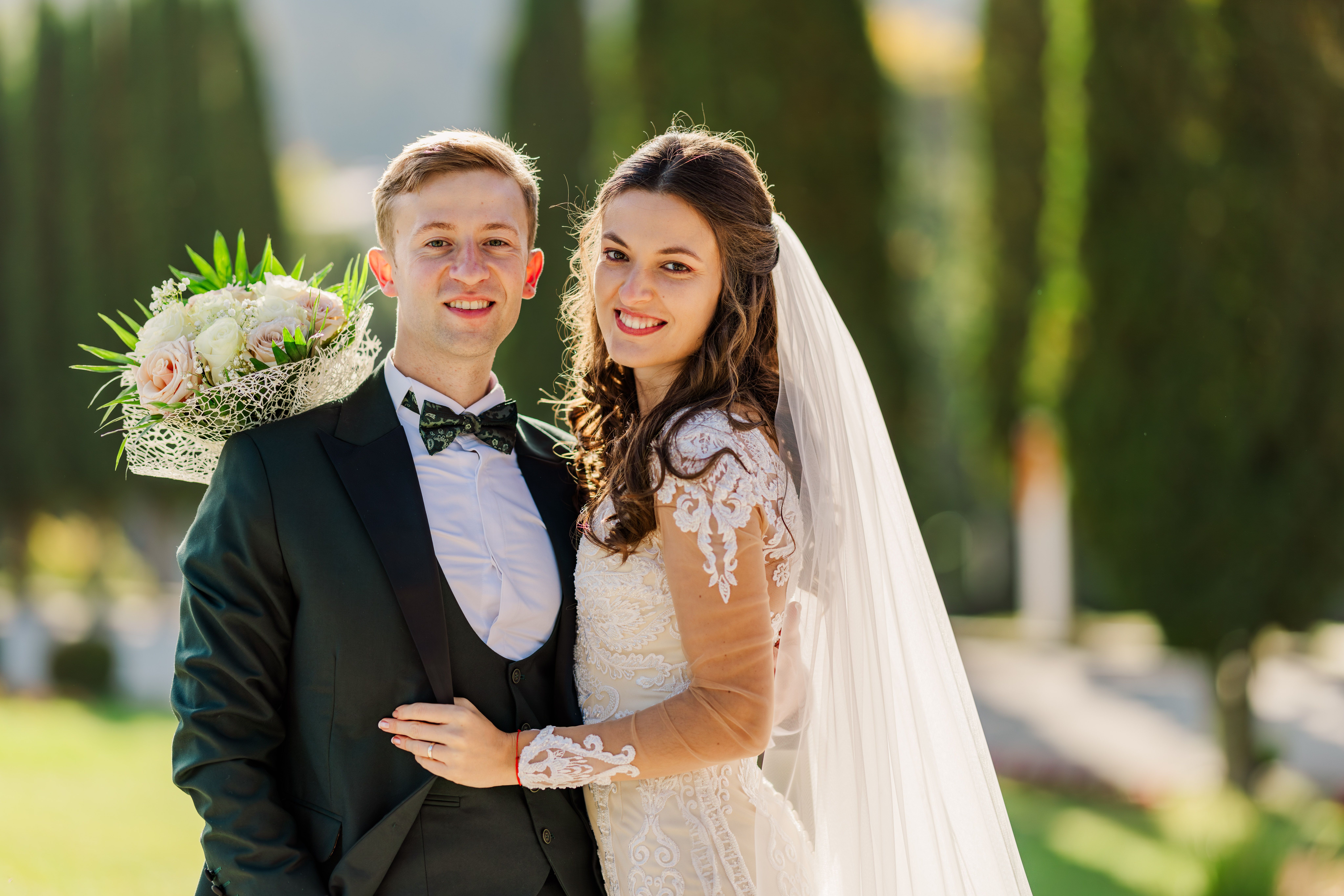 Un novio y una novia | Fuente: Pexels