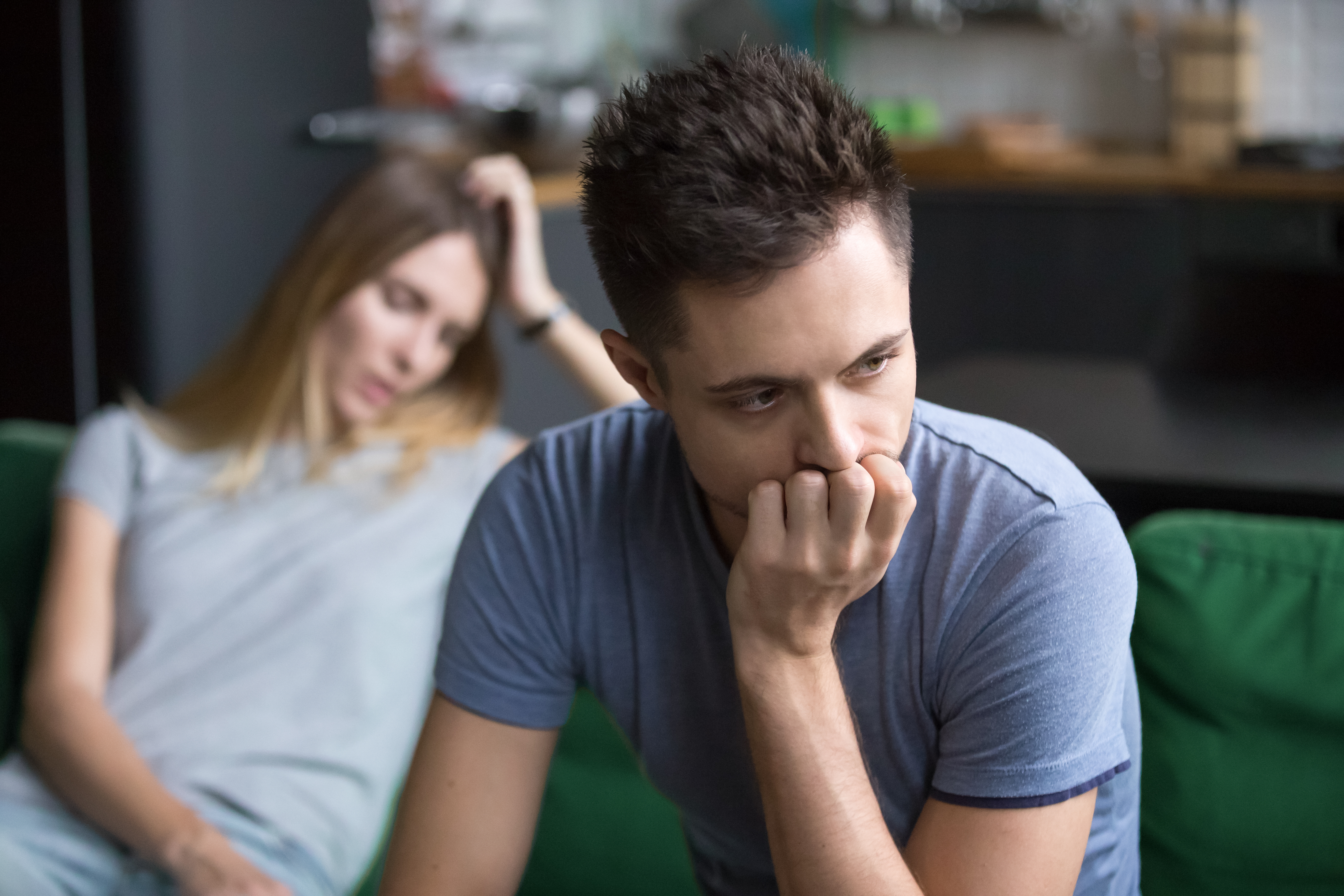 Una pareja peleándose | Fuente: Shutterstock