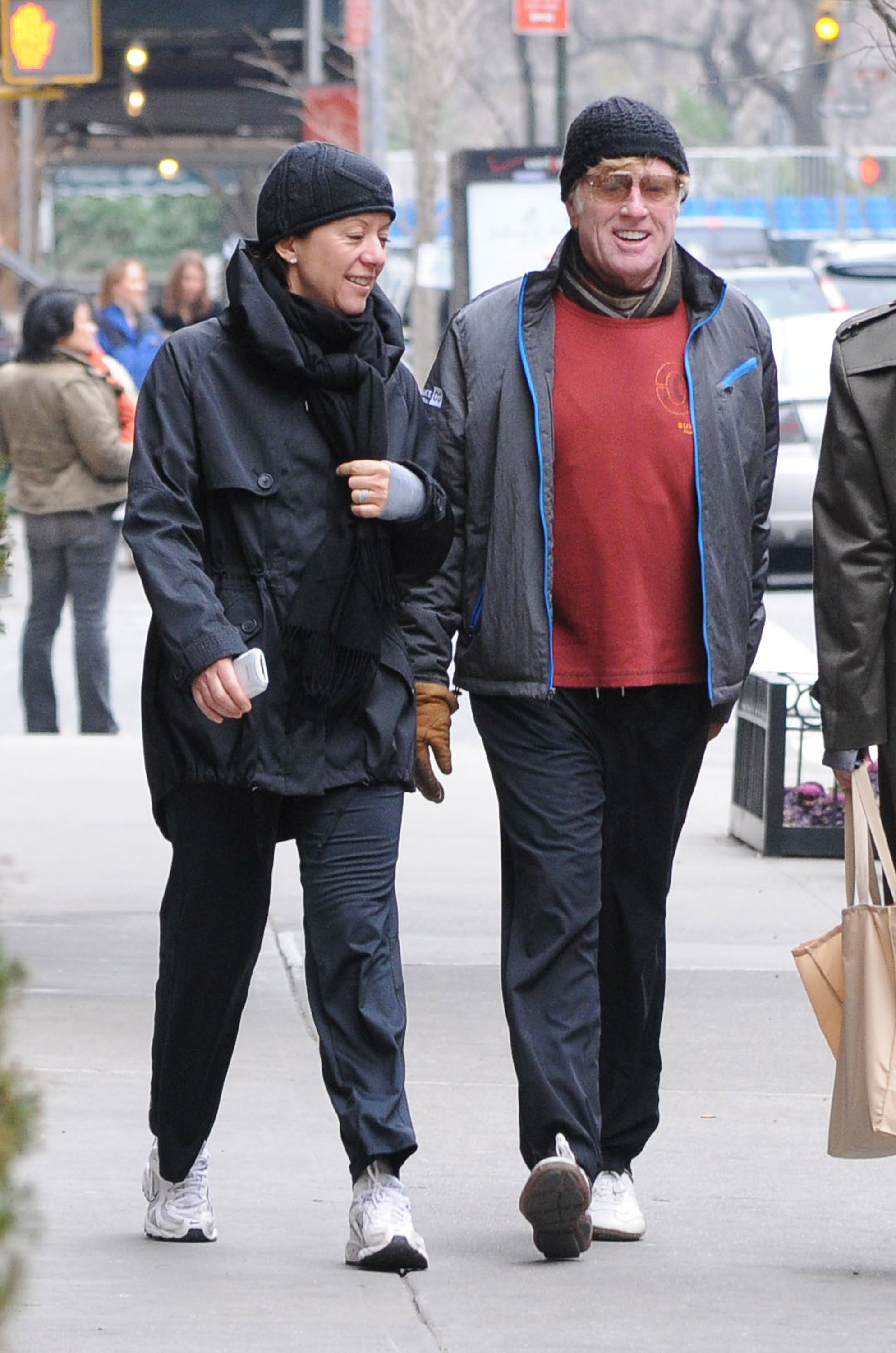 Robert Redford y Sibylle Szaggars vistos en Nueva York el 15 de marzo de 2009 | Fuente: Getty Images