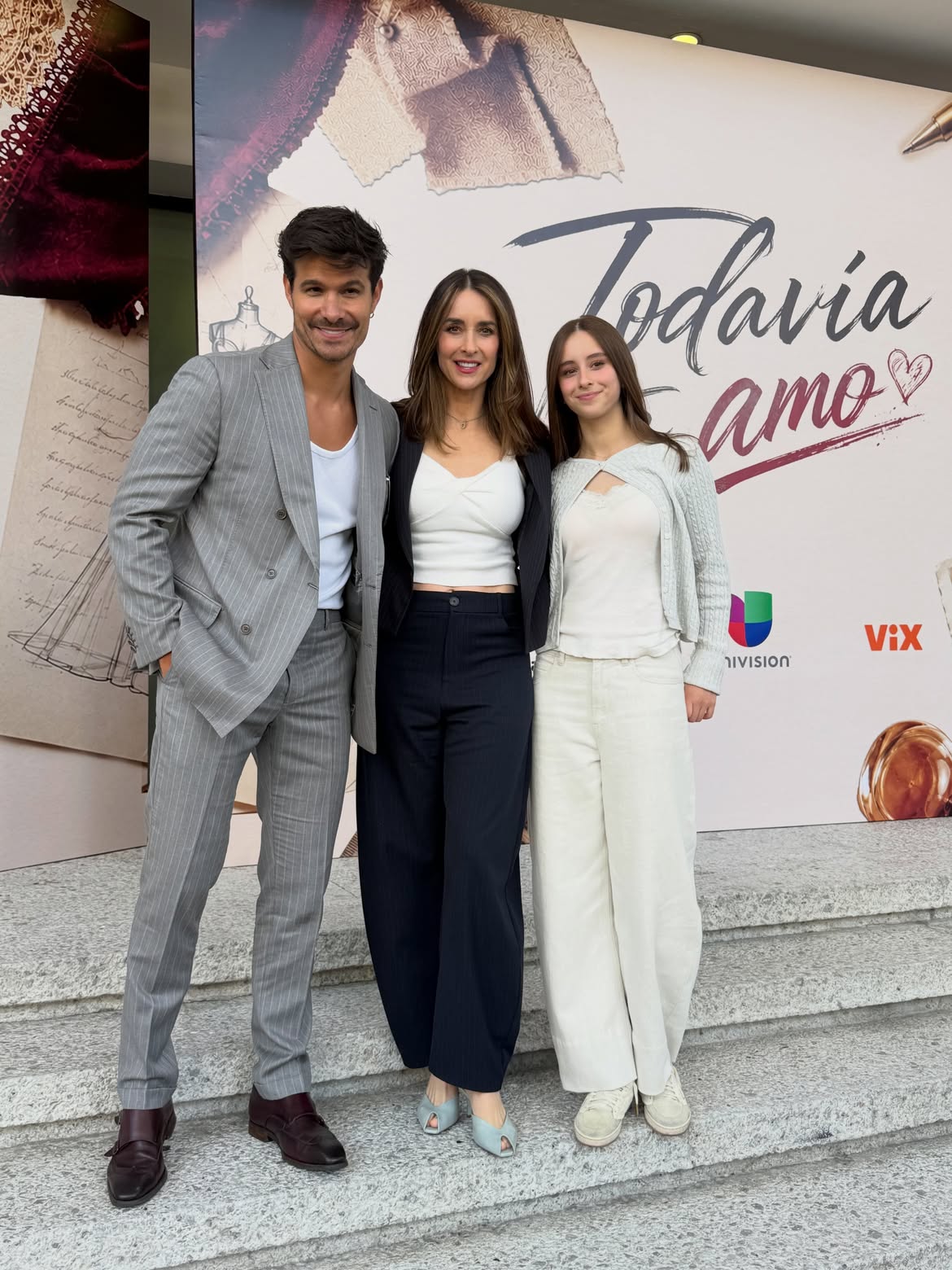 Susana González y su hija Susana Elías en compañía de Brandon Peniche | Fuente: Instagram/susanagonzalezdr