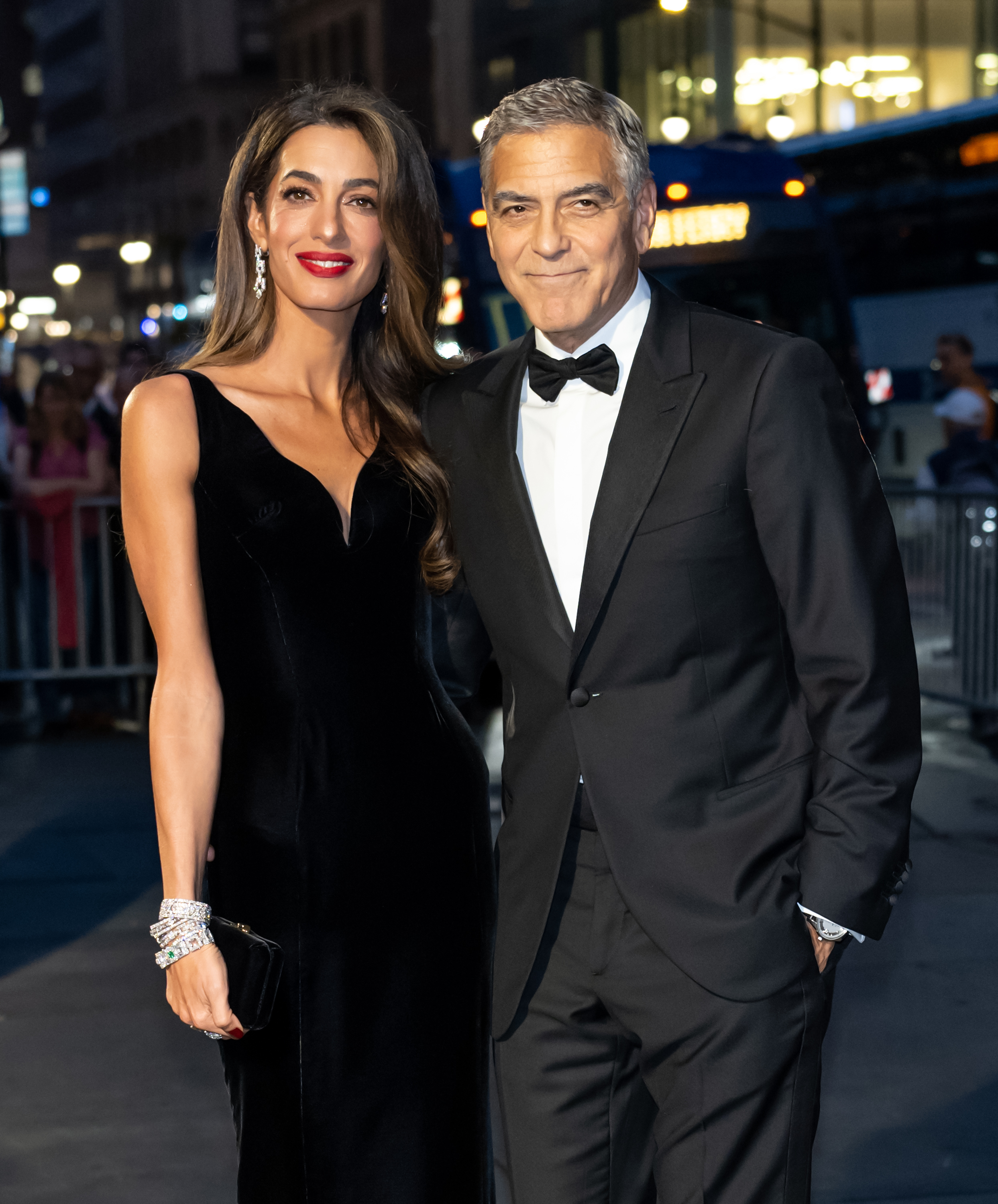 Amal y George Clooney en The Albies | Fuente: Getty Images