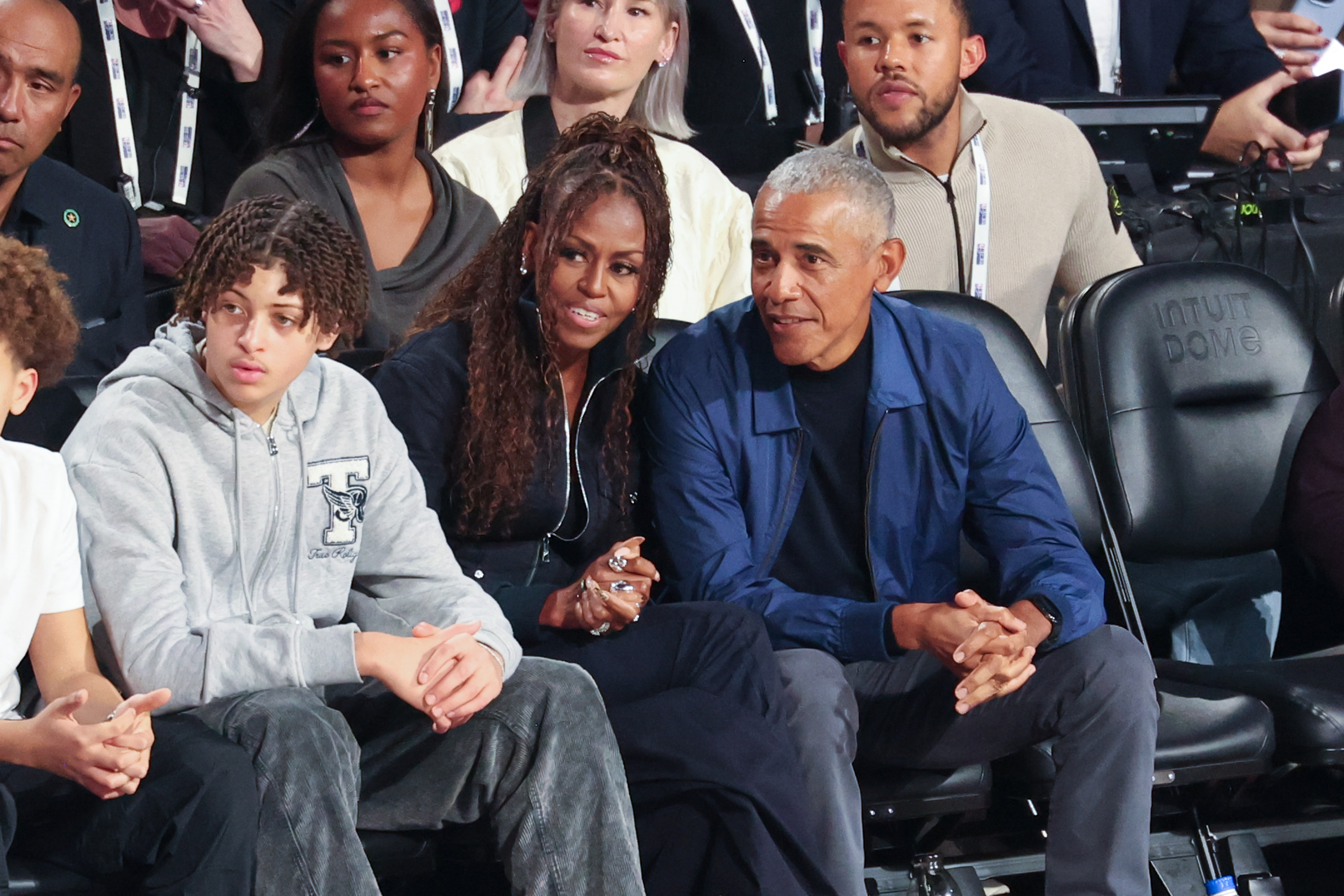 La pareja también asistió al Partido de las Estrellas de la NBA en el Intuit Dome de Los Ángeles el 15 de febrero de 2026, meses antes de celebrar su último aniversario. | Fuente: Getty Images