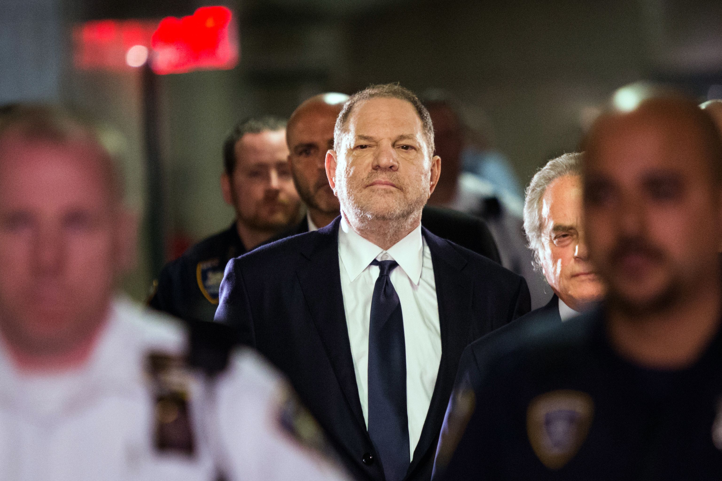 El productor de cine de Hollywood Harvey Weinstein entra en el tribunal penal de Manhattan, en Nueva York, el 5 de junio de 2018 | Fuente: Getty Images