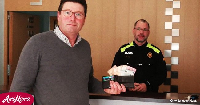 Hombre busca al buen samaritano sin hogar que devolvió su billetera con 1.000 euros en Amposta