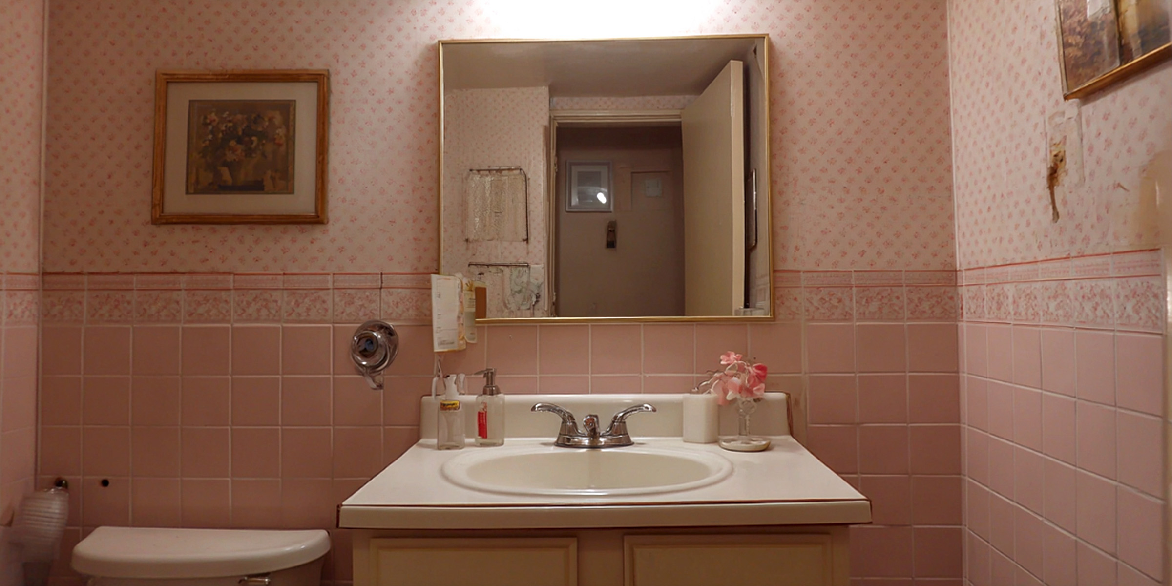 El interior de un cuarto de baño | Fuente: The Celebritist
