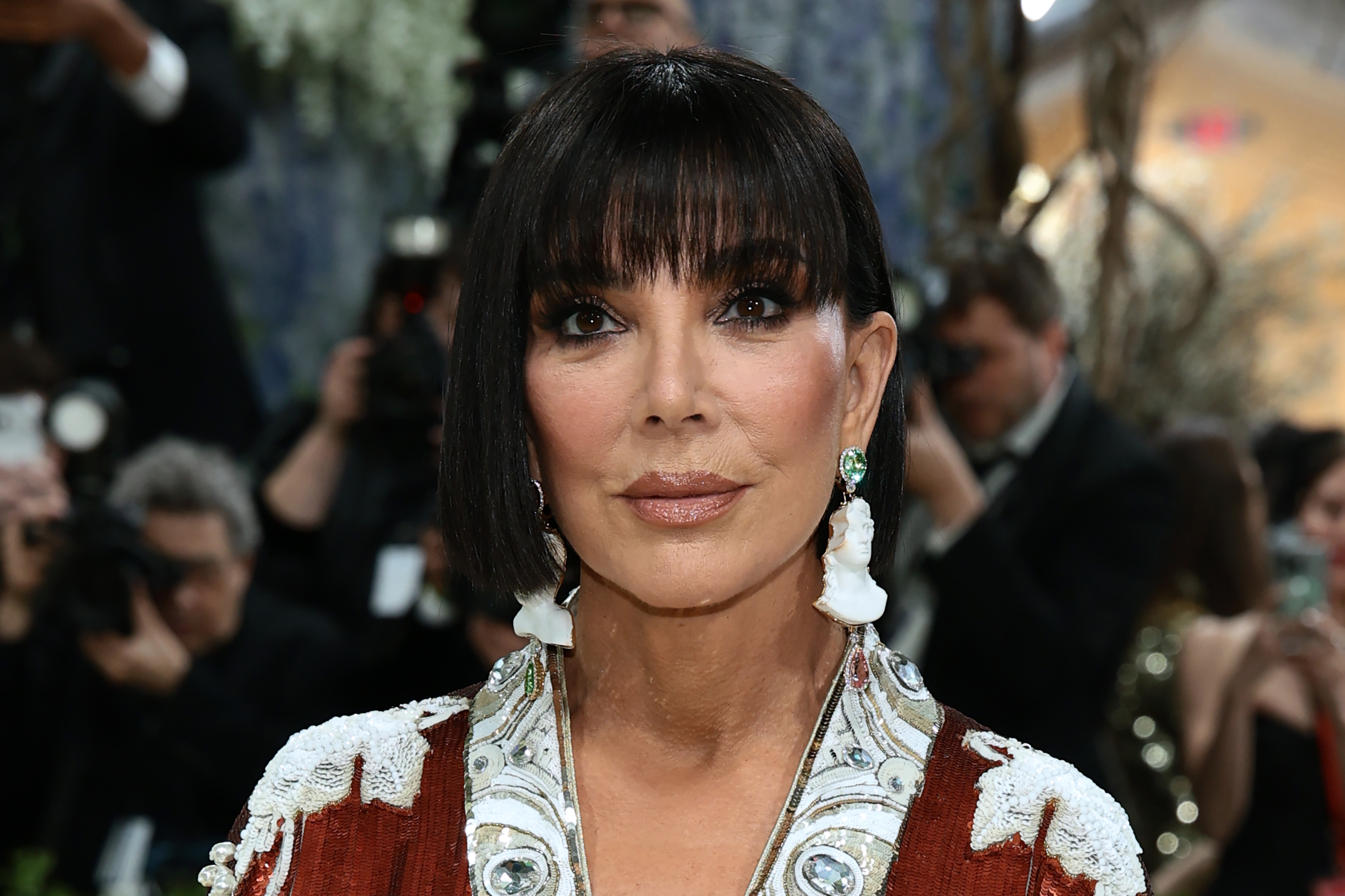Kris Jenner asiste a la Met Gala celebrando "Costume Art" en el Metropolitan Museum of Art en la ciudad de Nueva York. | Fuente: Getty Images