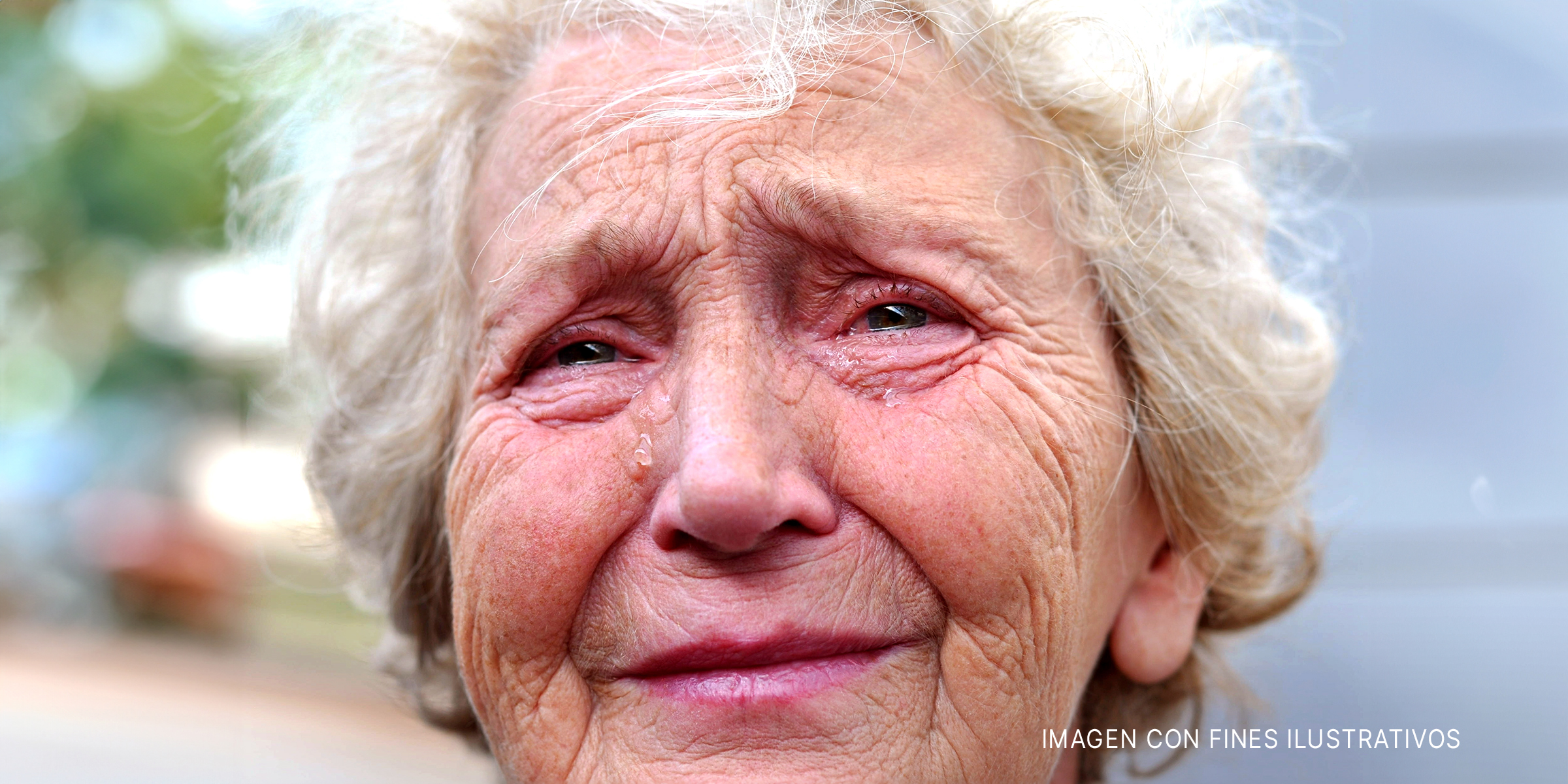 Rostro de anciana llorando | Foto: Shutterstock