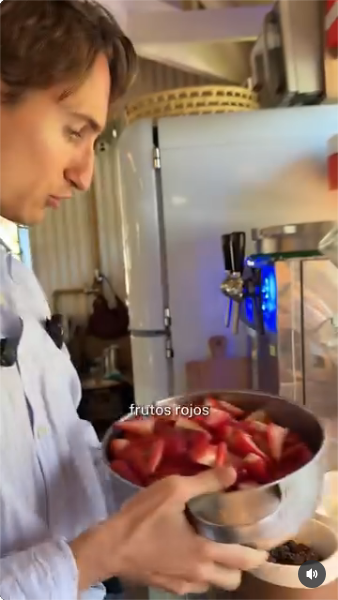 Maru Botana mostró a su hijo mayor Agustín Solá cocinando junto a ella | Fuente: Instagram/marubotanaok